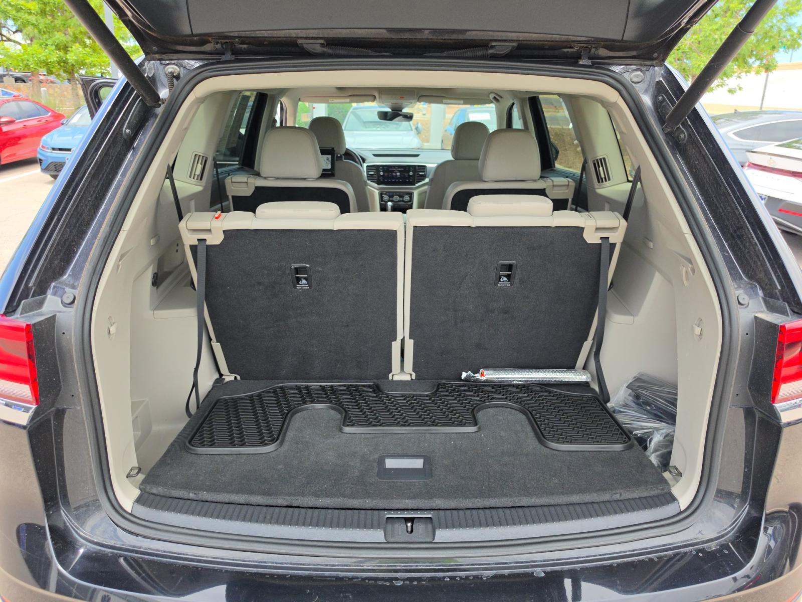 2022 Volkswagen Atlas 3.6L SEL Premium R-Line AWD