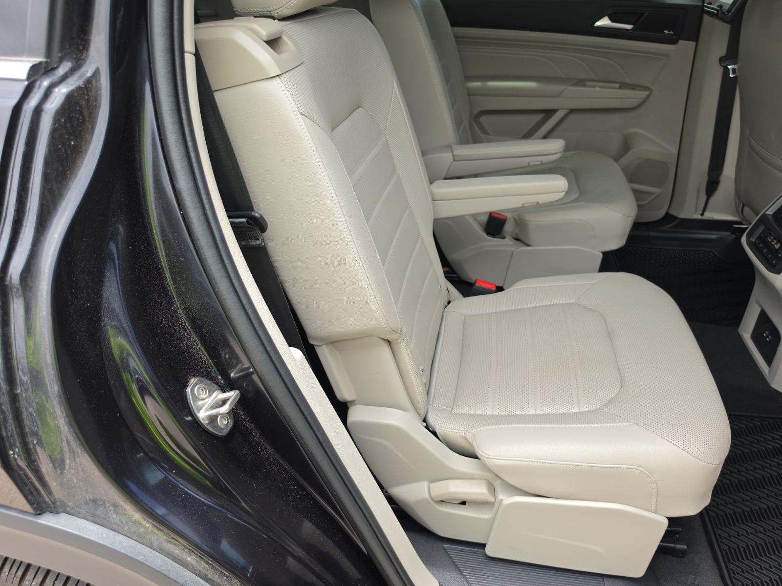 2022 Volkswagen Atlas 3.6L SEL Premium R-Line AWD