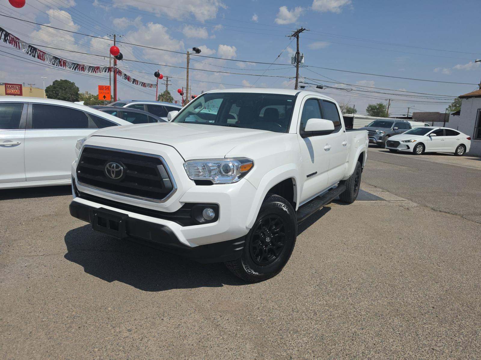 2022 Toyota Tacoma SR5 AWD