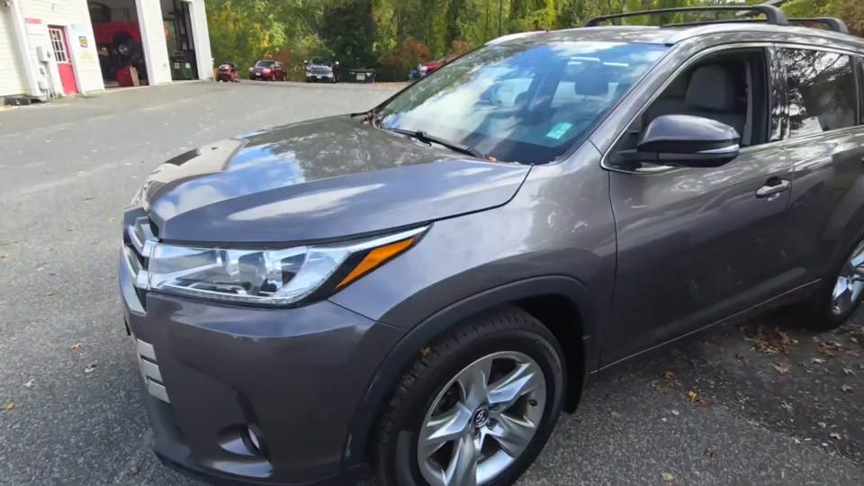 2017 Toyota Highlander Limited