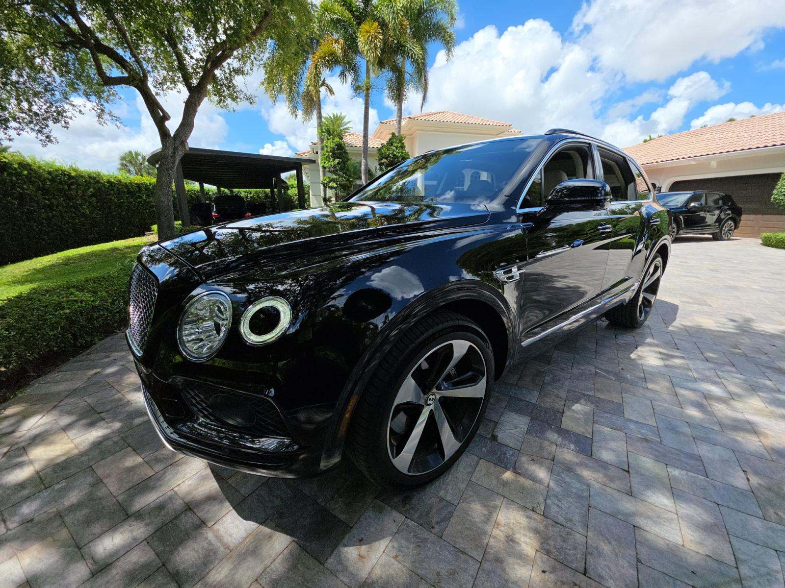 2019 Bentley Bentayga V8 AWD