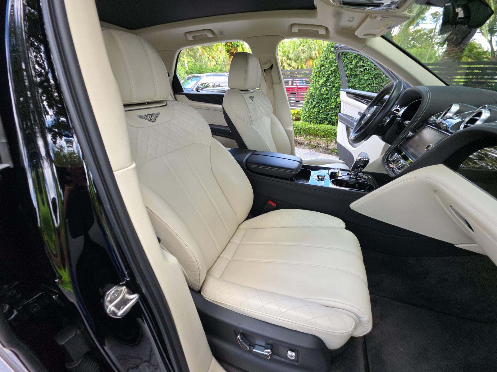 2019 Bentley Bentayga V8 AWD
