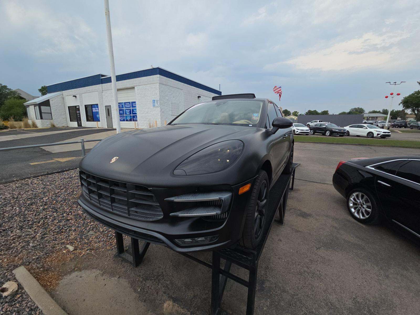 2015 Porsche Macan Turbo AWD