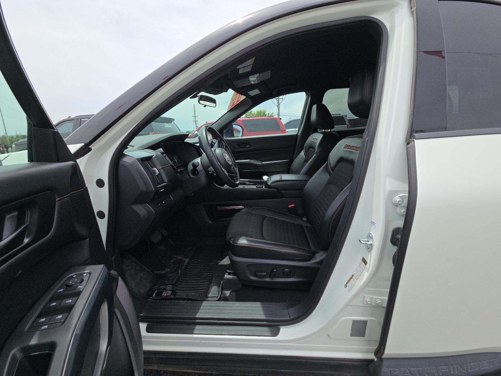 2024 Nissan Pathfinder Rock Creek AWD