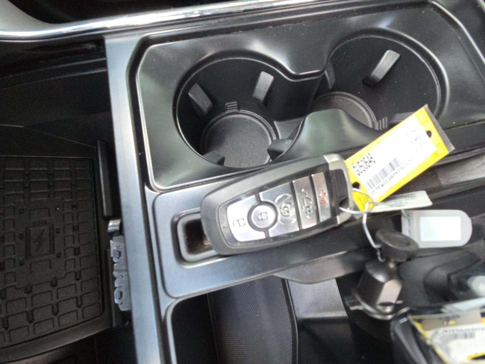 FORD F-150 - 4
