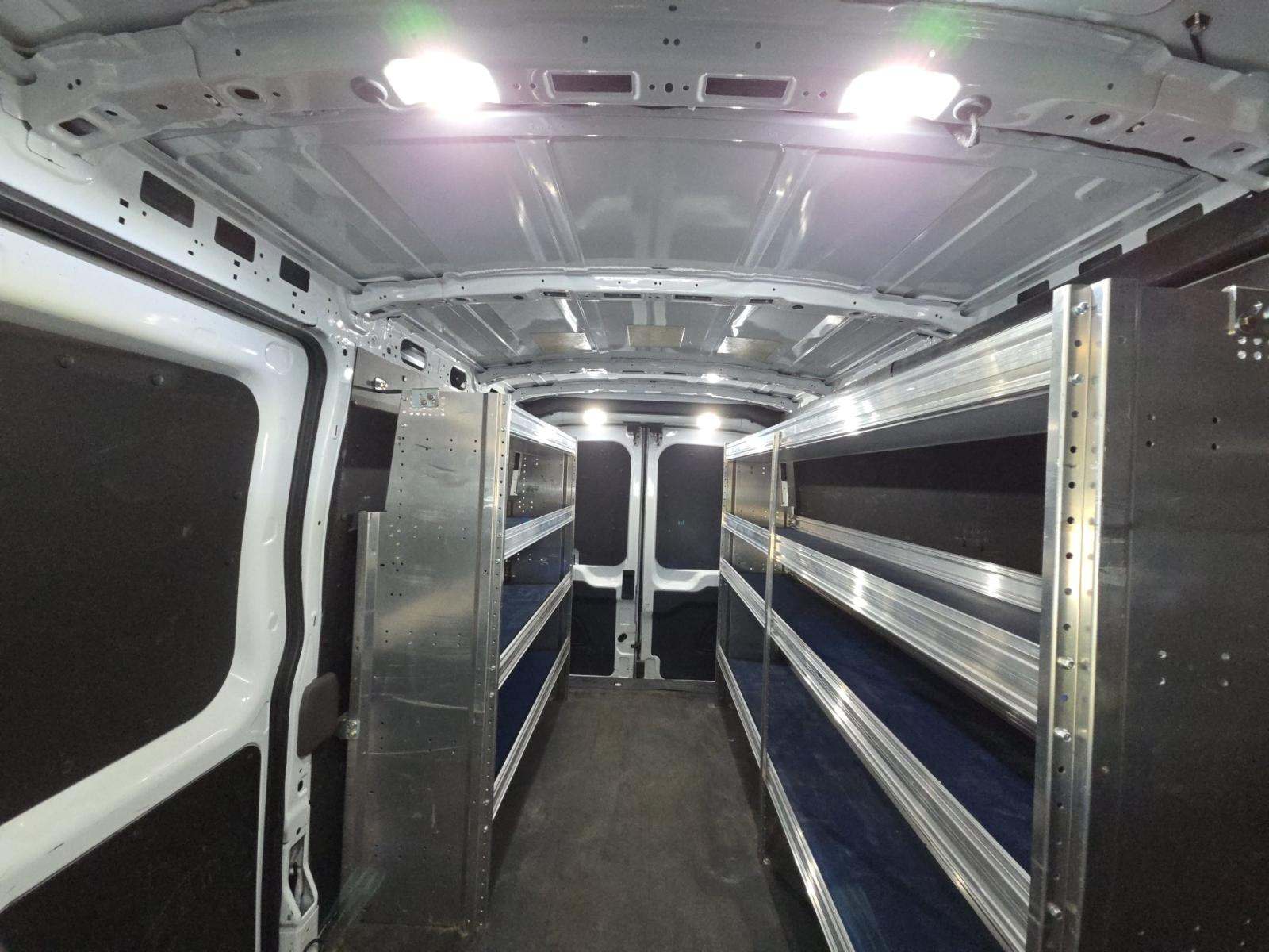 FORD TRANSIT 250 - 9