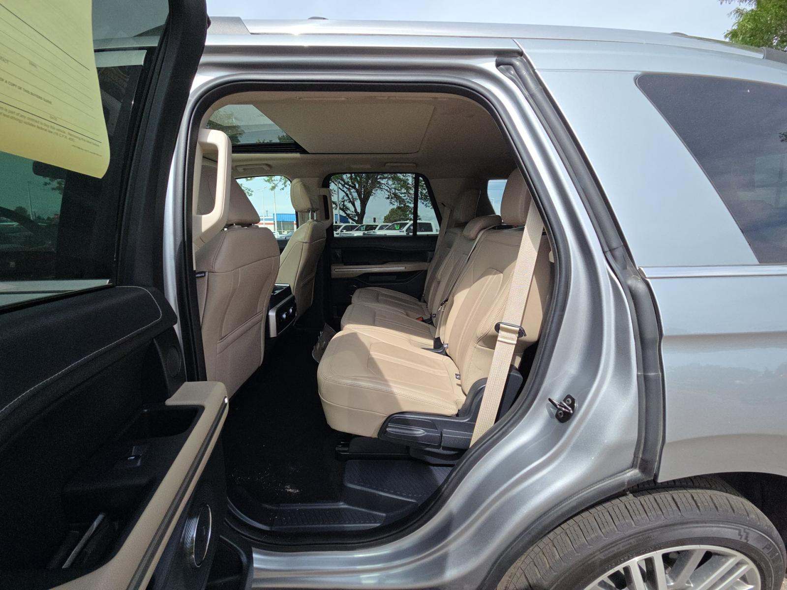 FORD EXPEDITION - 9