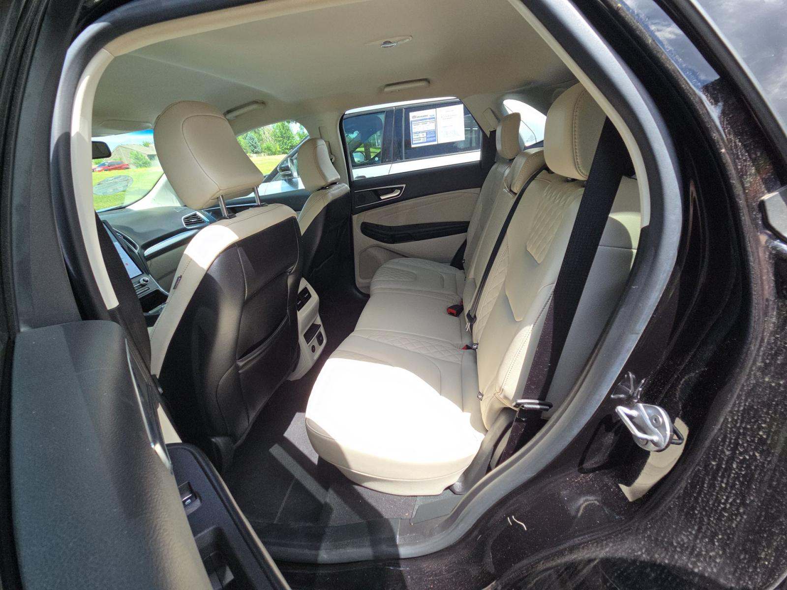 2023 Ford Edge Titanium AWD