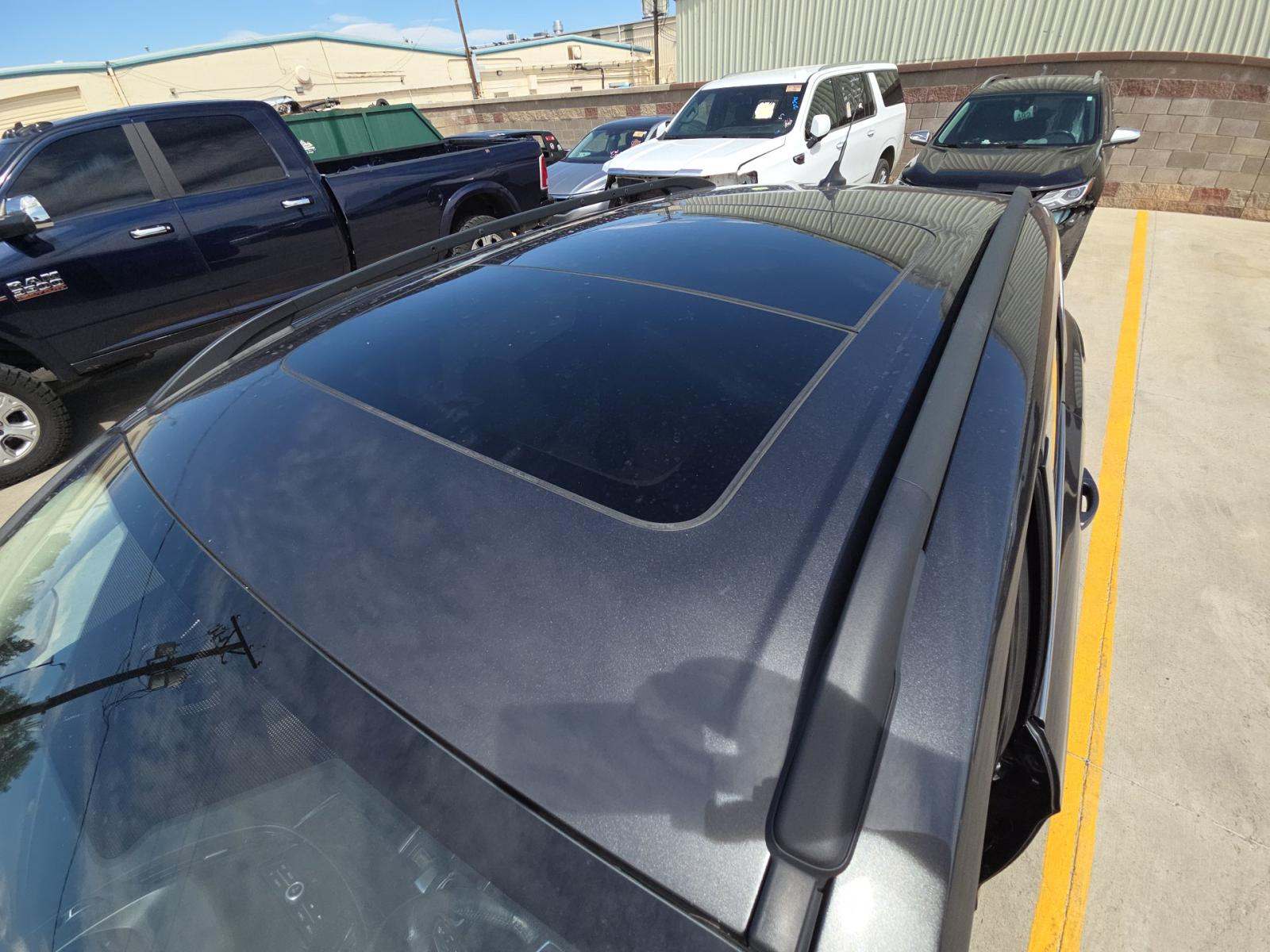 FORD ESCAPE - 8