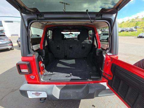 JEEP UNLIMITED SPORT S - 10