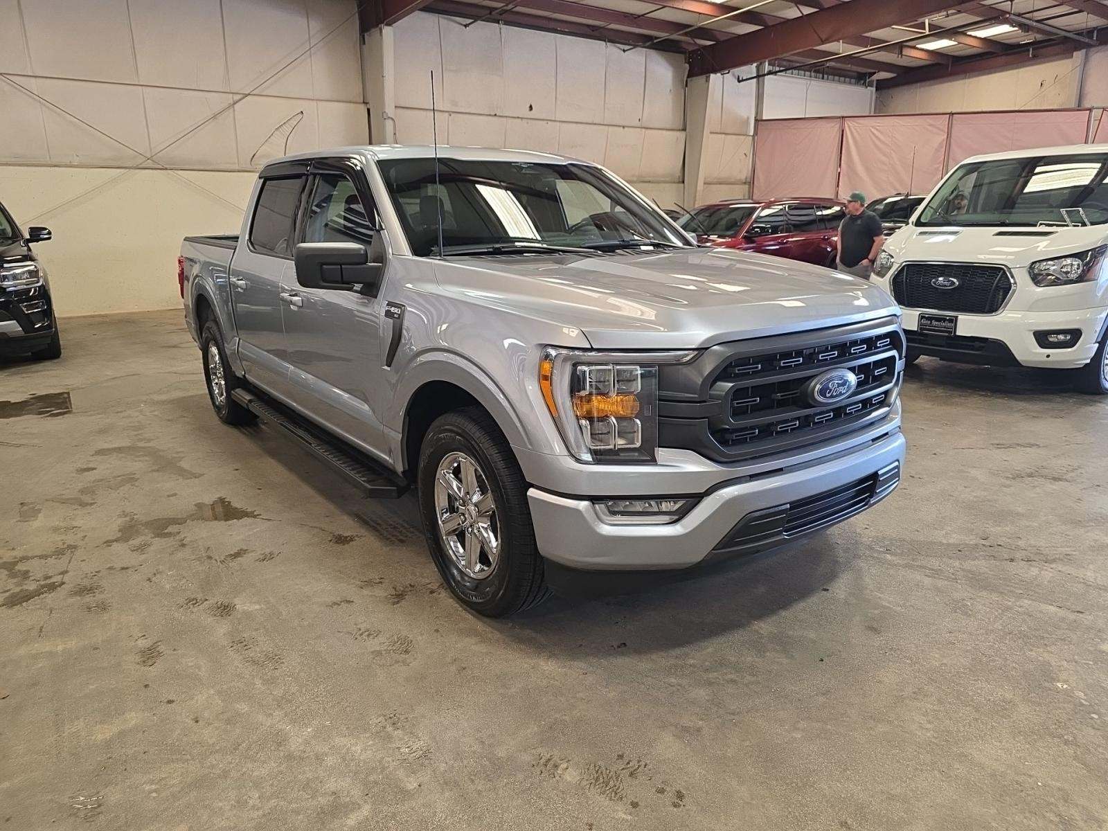 2023 Ford F-150 XLT RWD