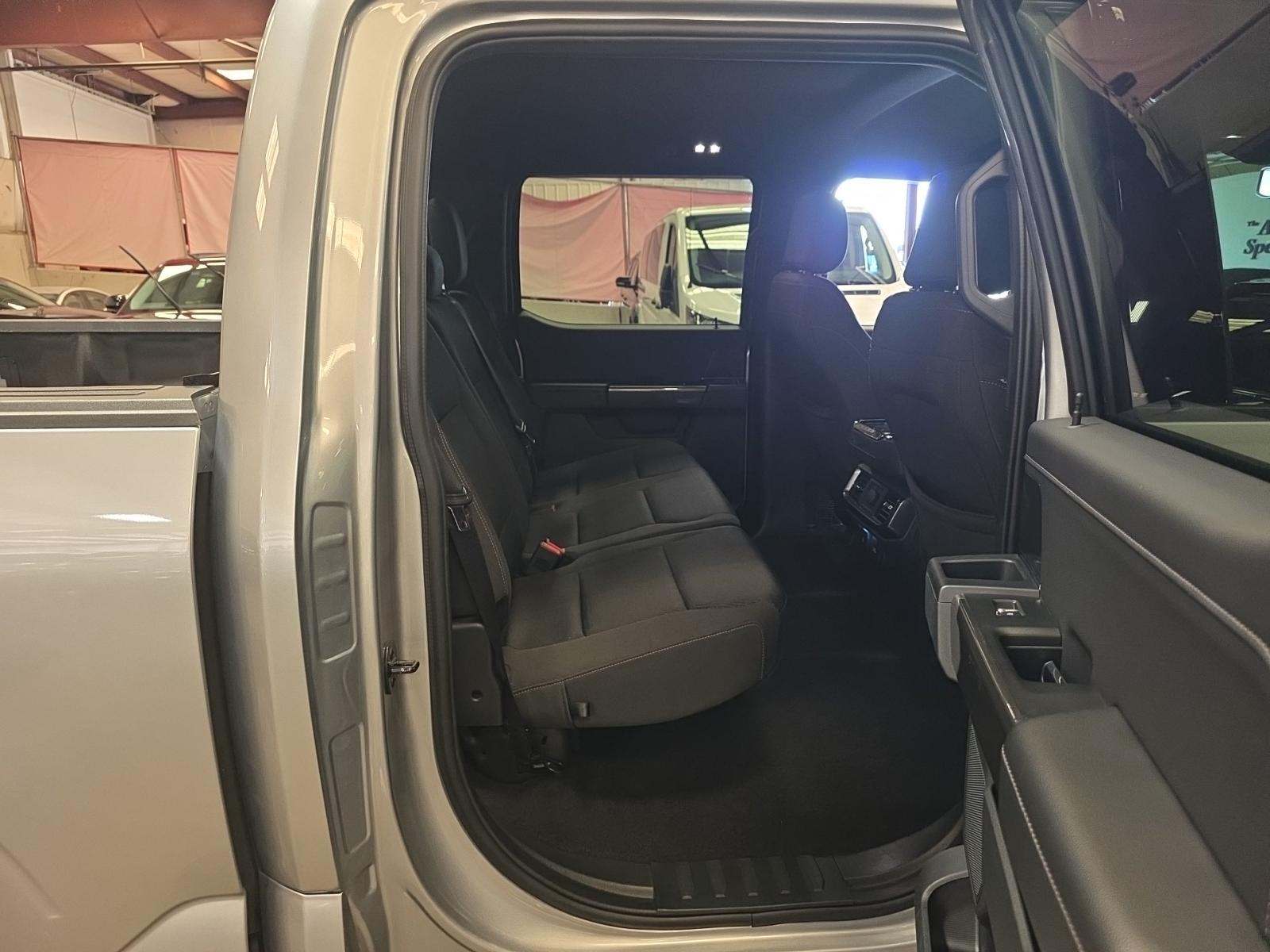 2023 Ford F-150 XLT RWD