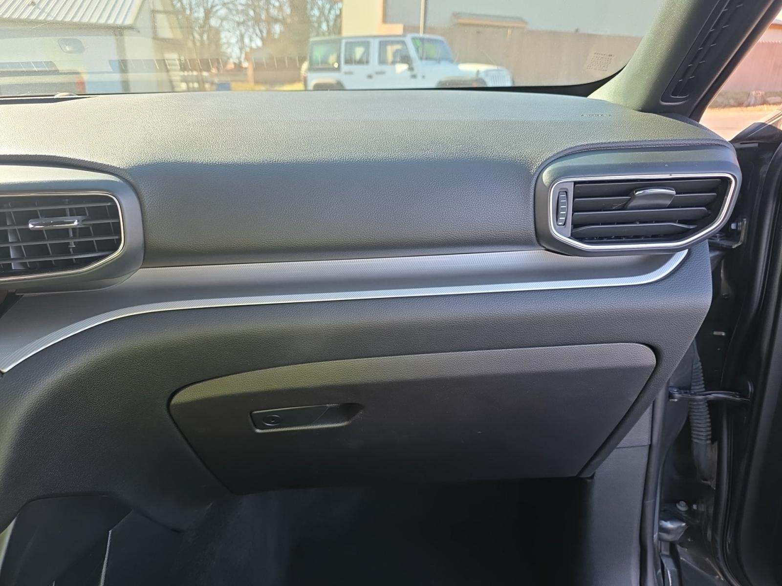 2020 Ford Explorer XLT AWD