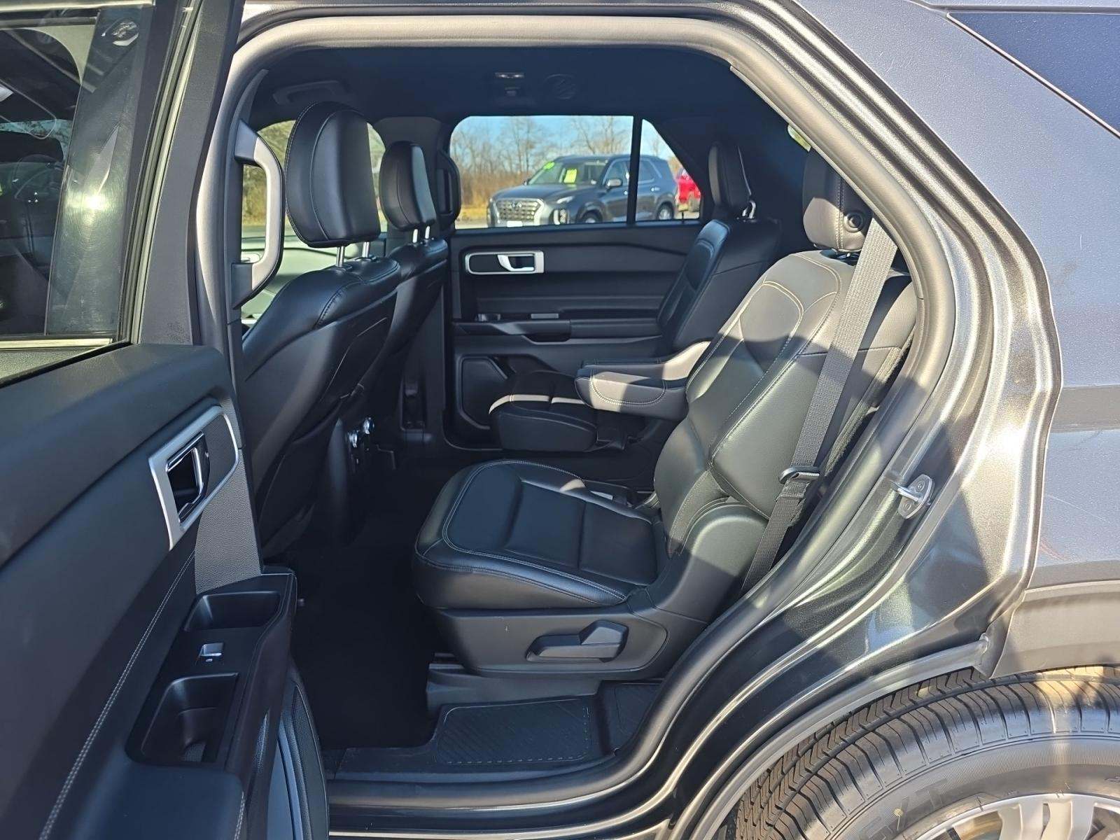 2020 Ford Explorer XLT AWD