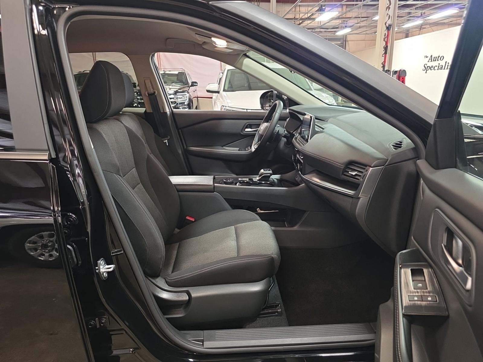 2025 Nissan Rogue SV AWD