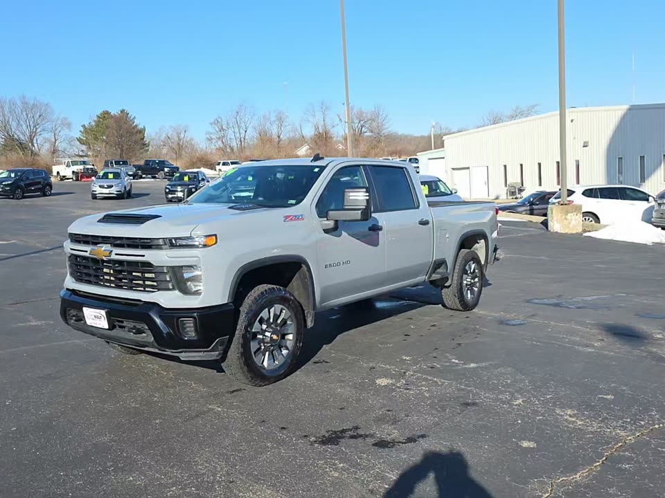 2024 Chevrolet Silverado 2500HD Custom AWD