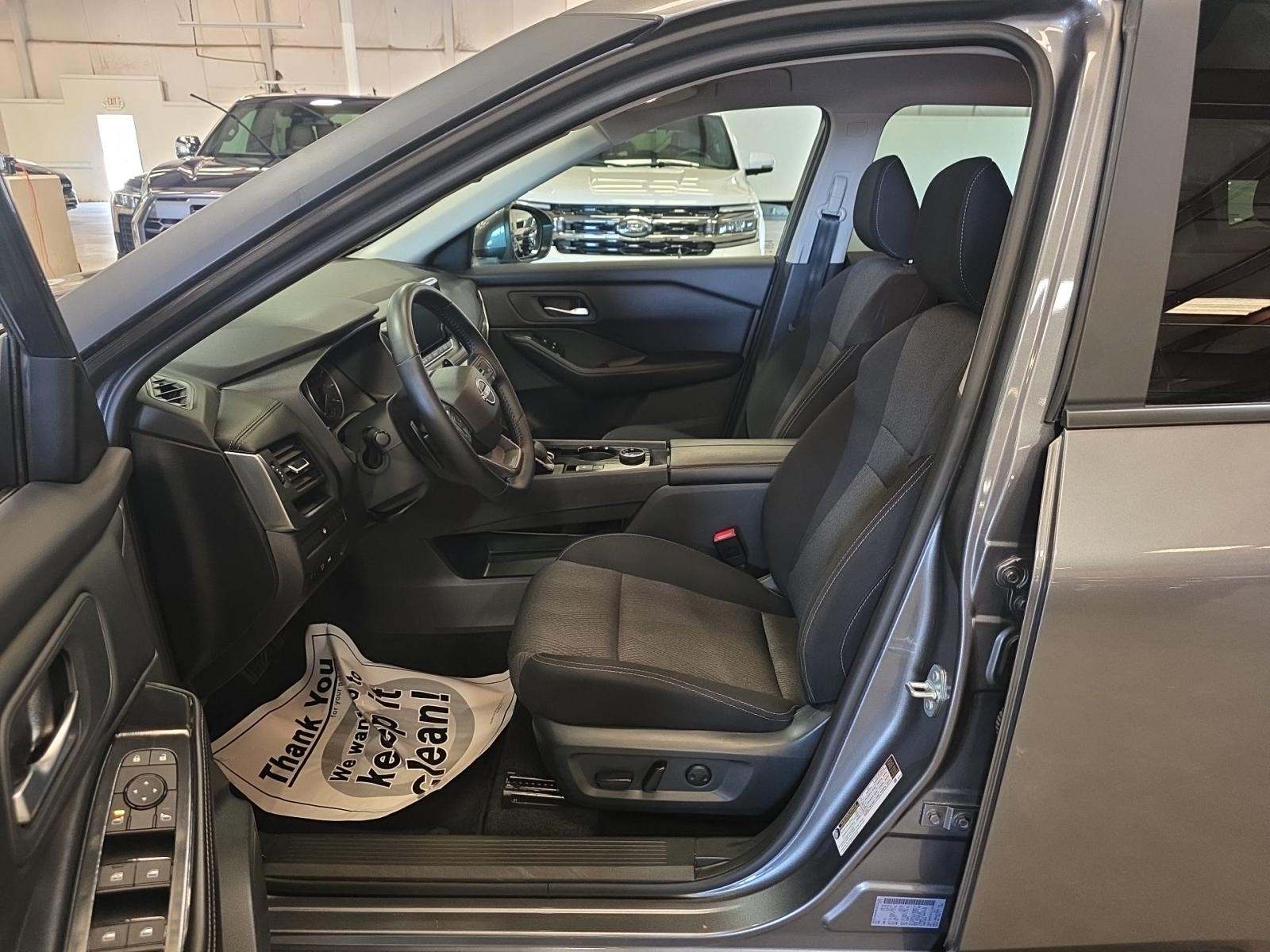 2025 Nissan Rogue SV AWD