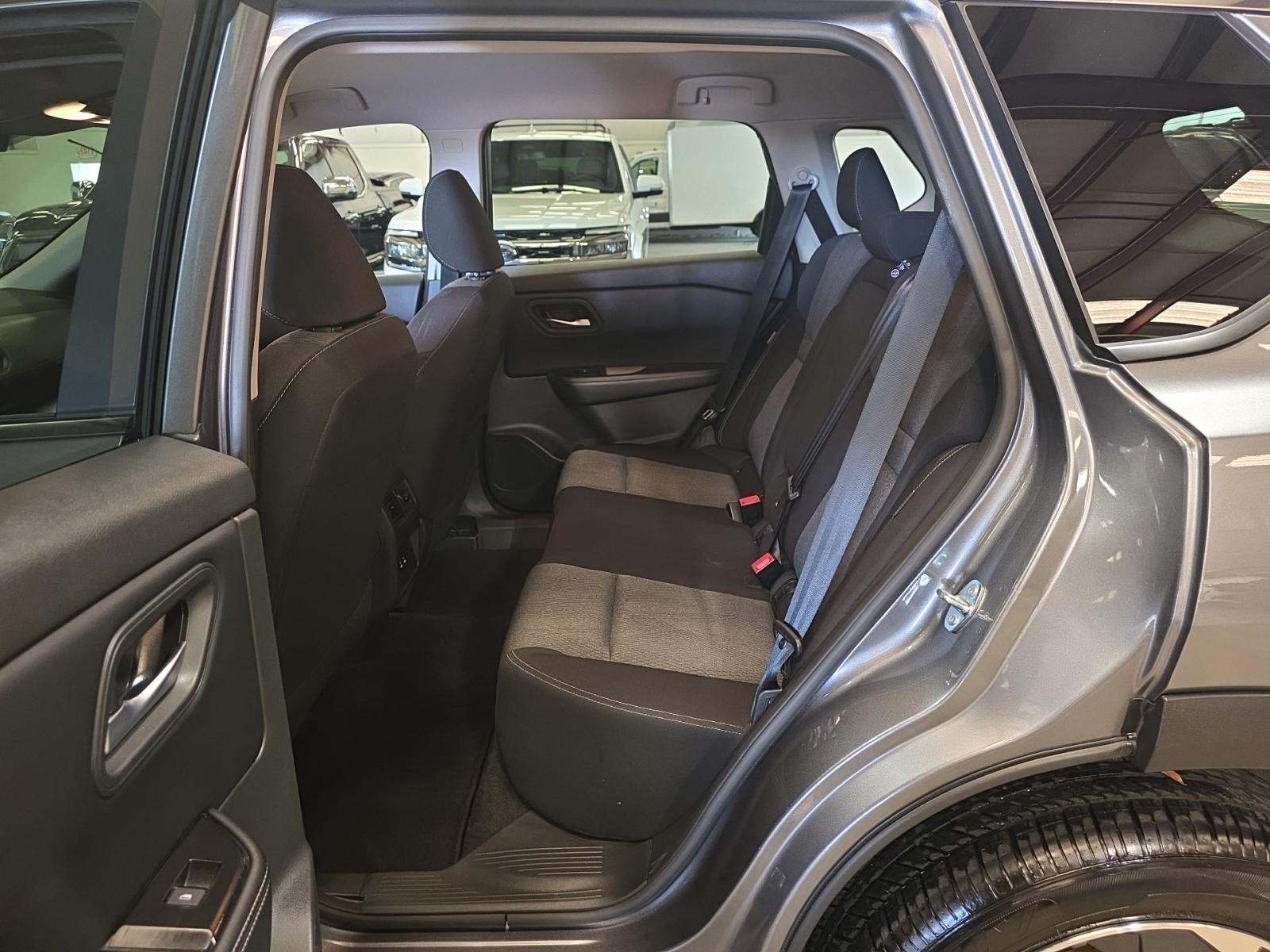 2025 Nissan Rogue SV AWD