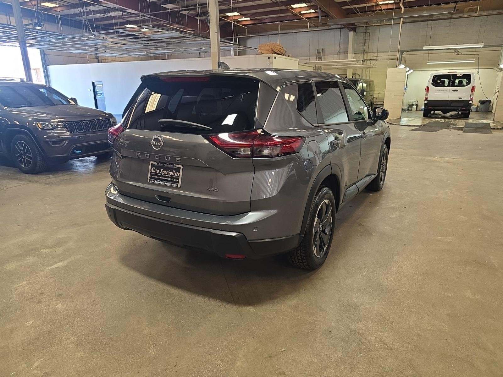 2025 Nissan Rogue SV AWD