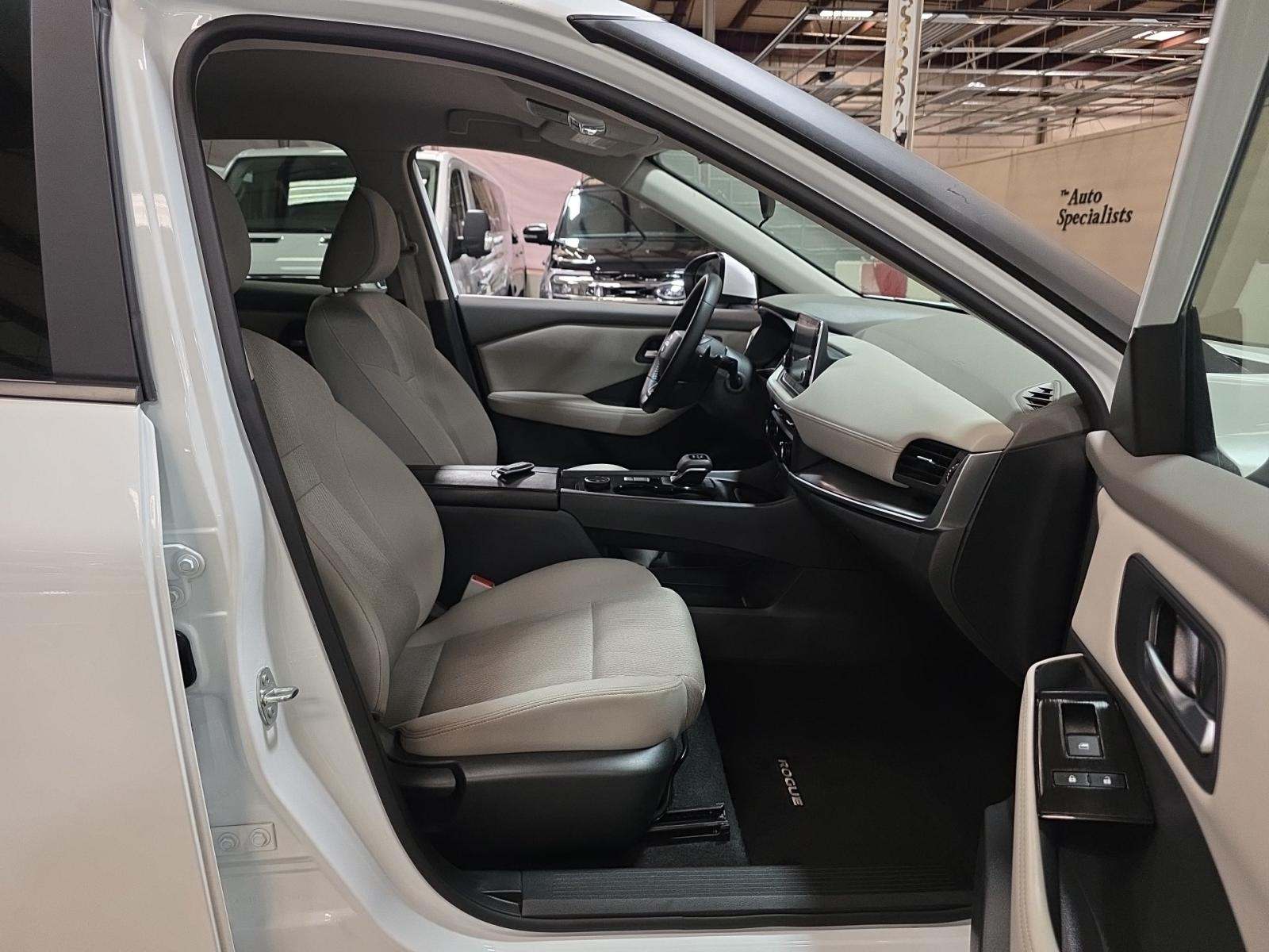 2025 Nissan Rogue SV AWD