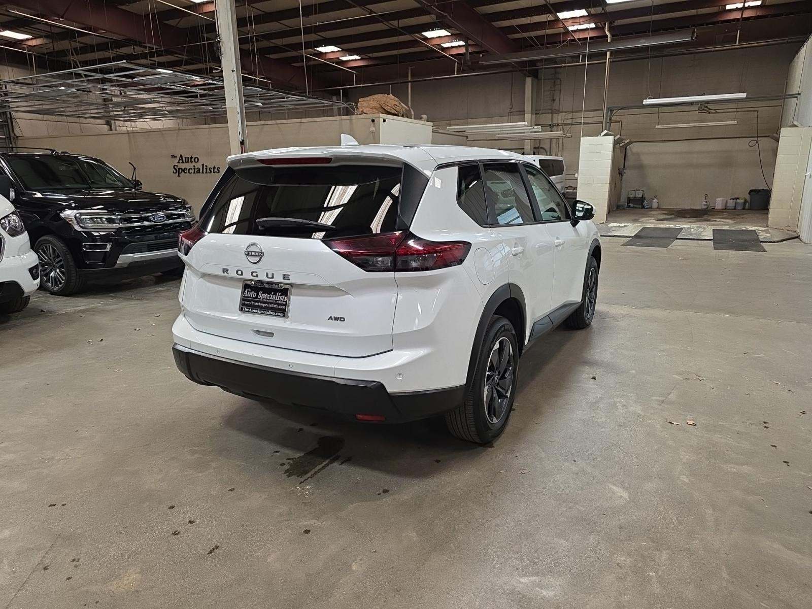 2025 Nissan Rogue SV AWD