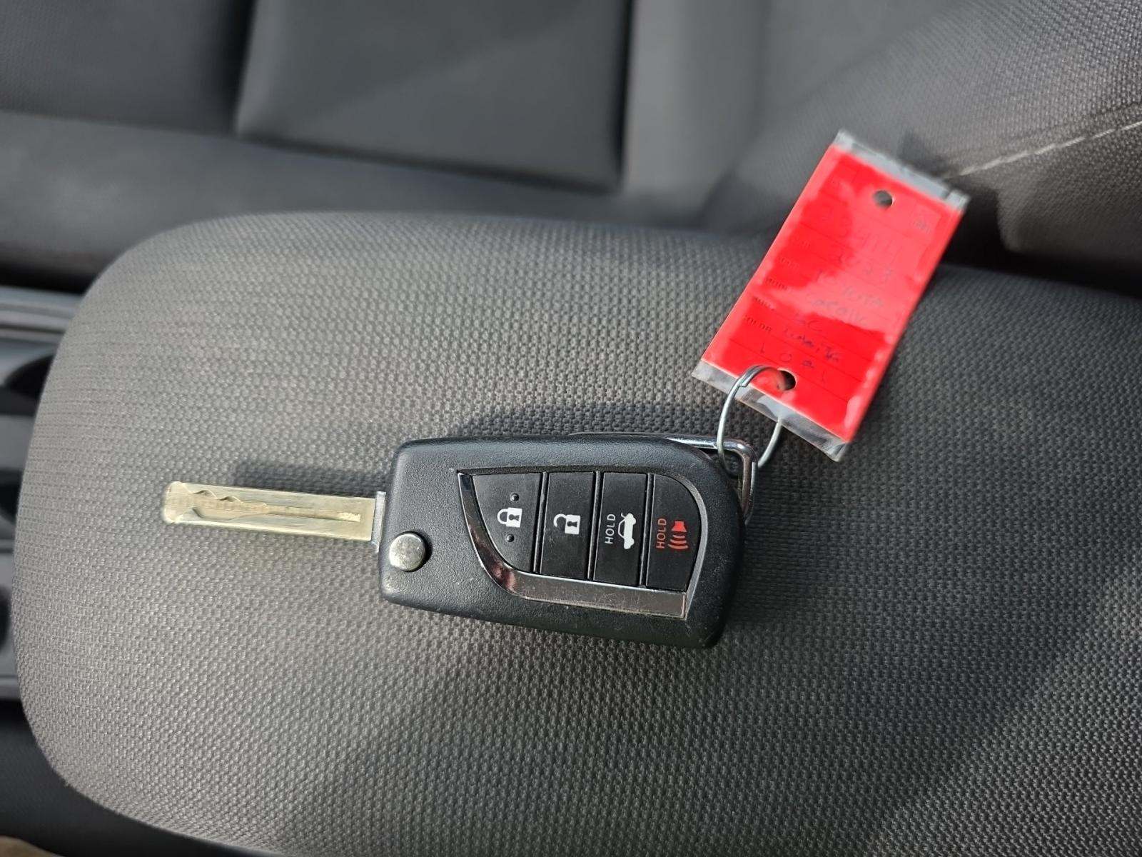 2023 Toyota Corolla LE FWD