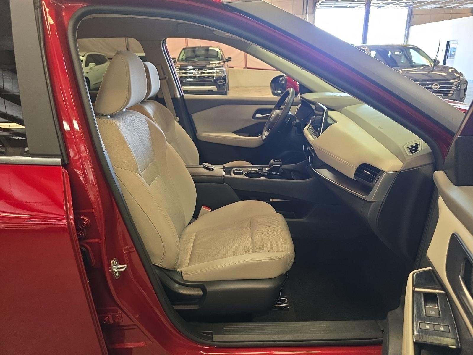 2025 Nissan Rogue SV AWD