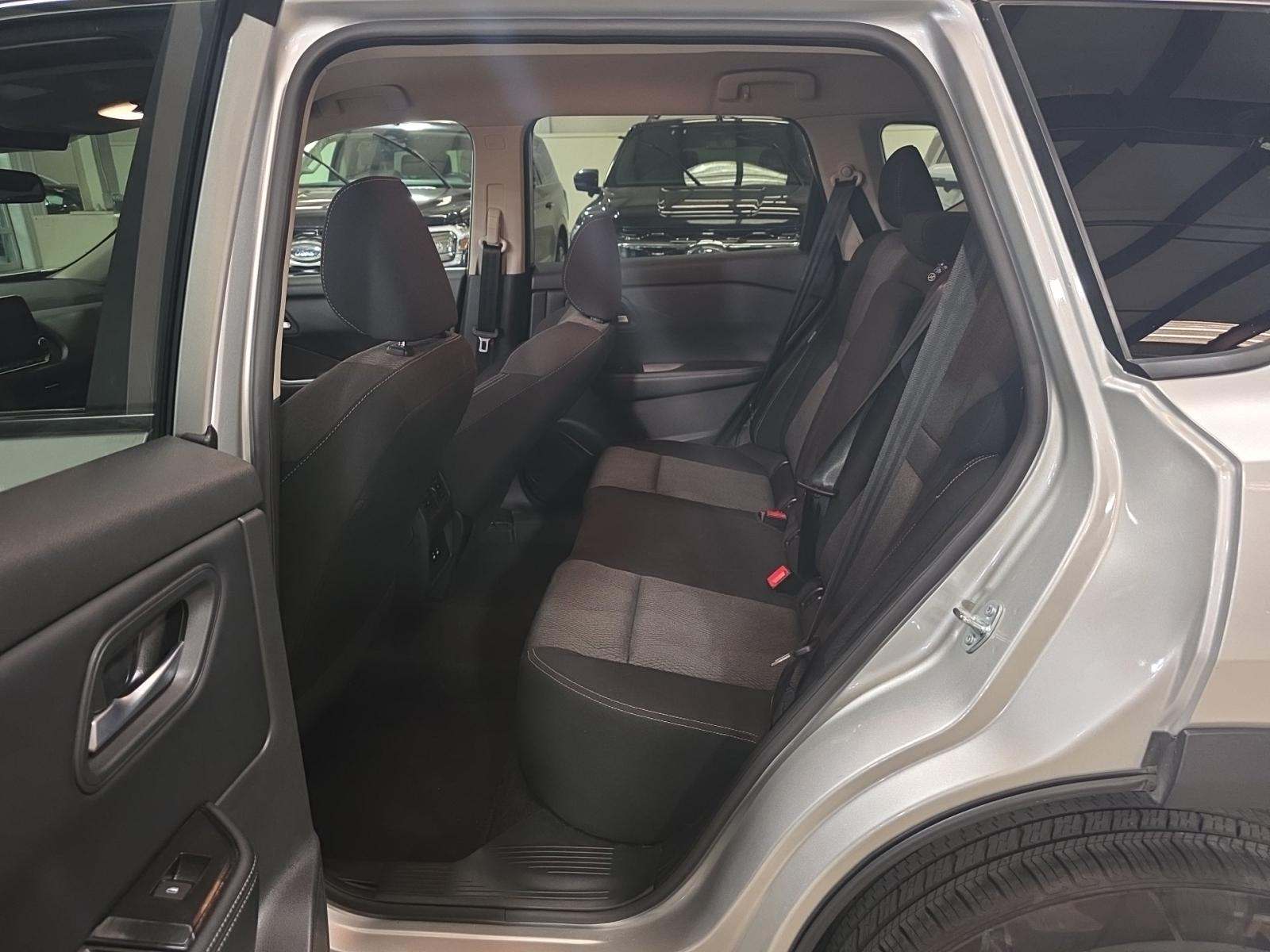 2025 Nissan Rogue SV FWD