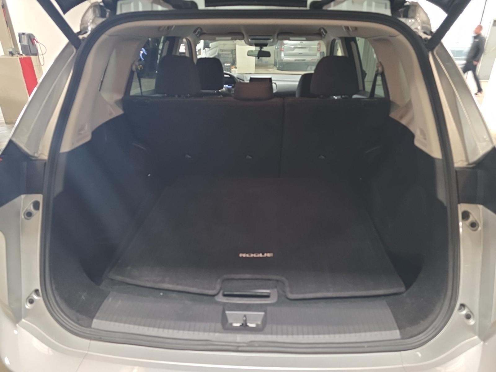 2025 Nissan Rogue SV FWD