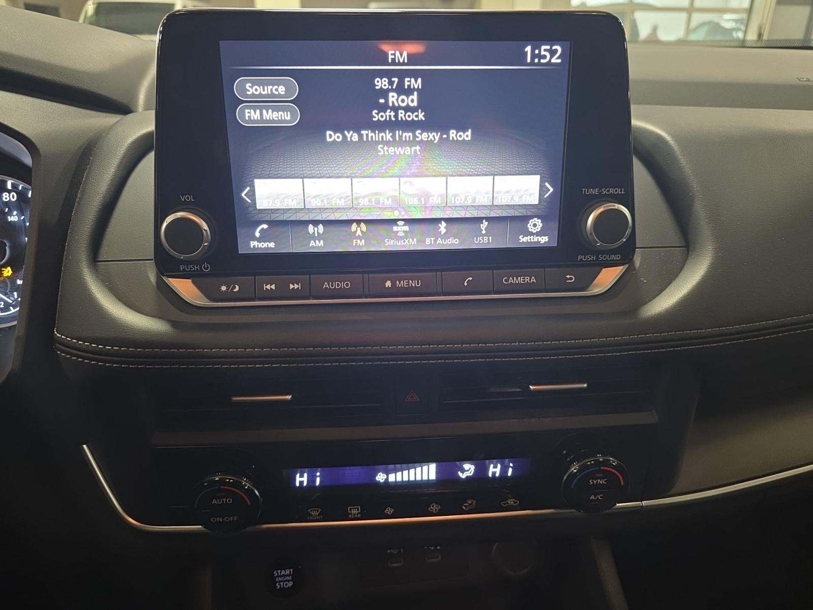 2025 Nissan Rogue SV FWD