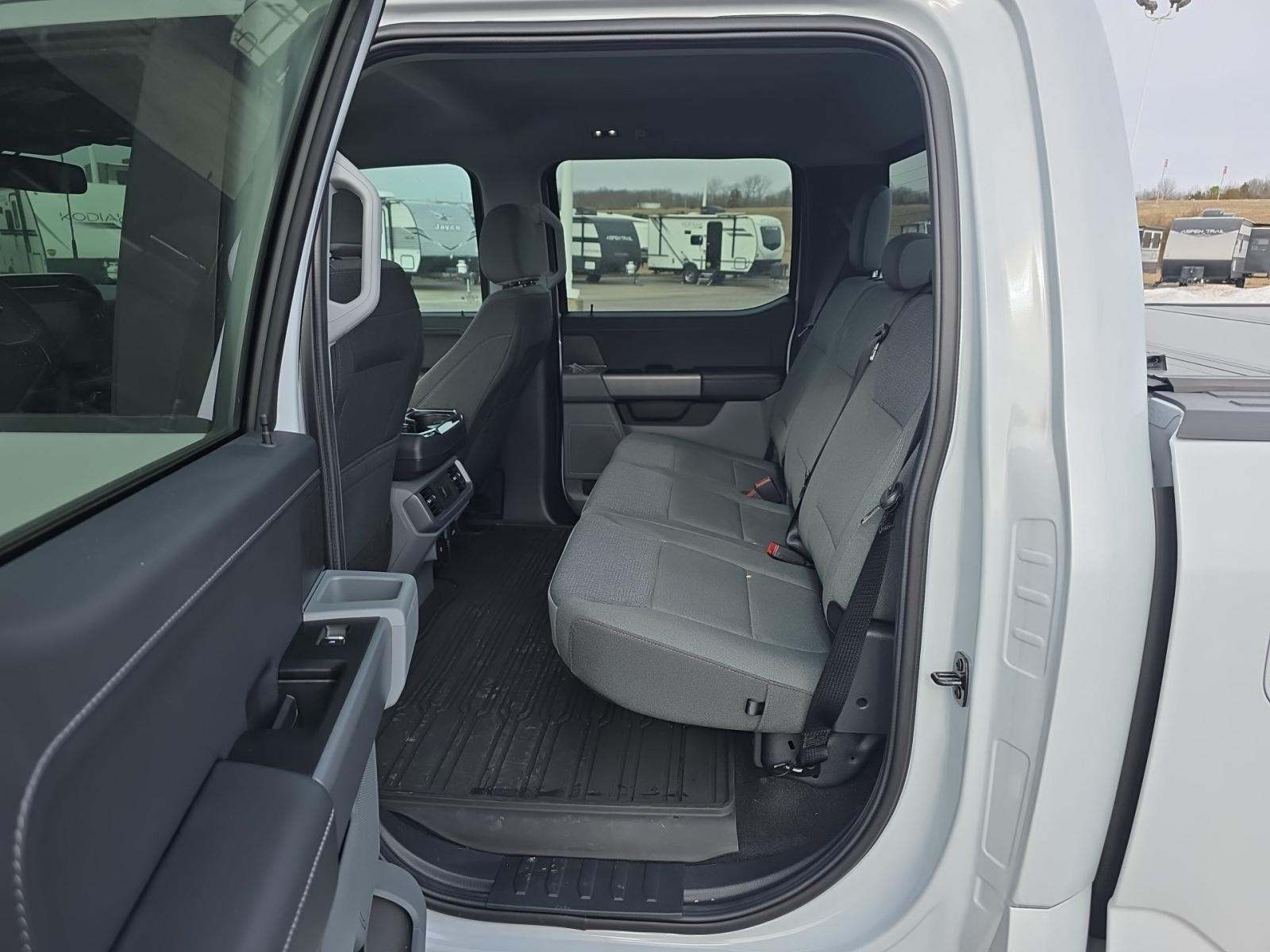 2025 Ford F-150 XLT AWD
