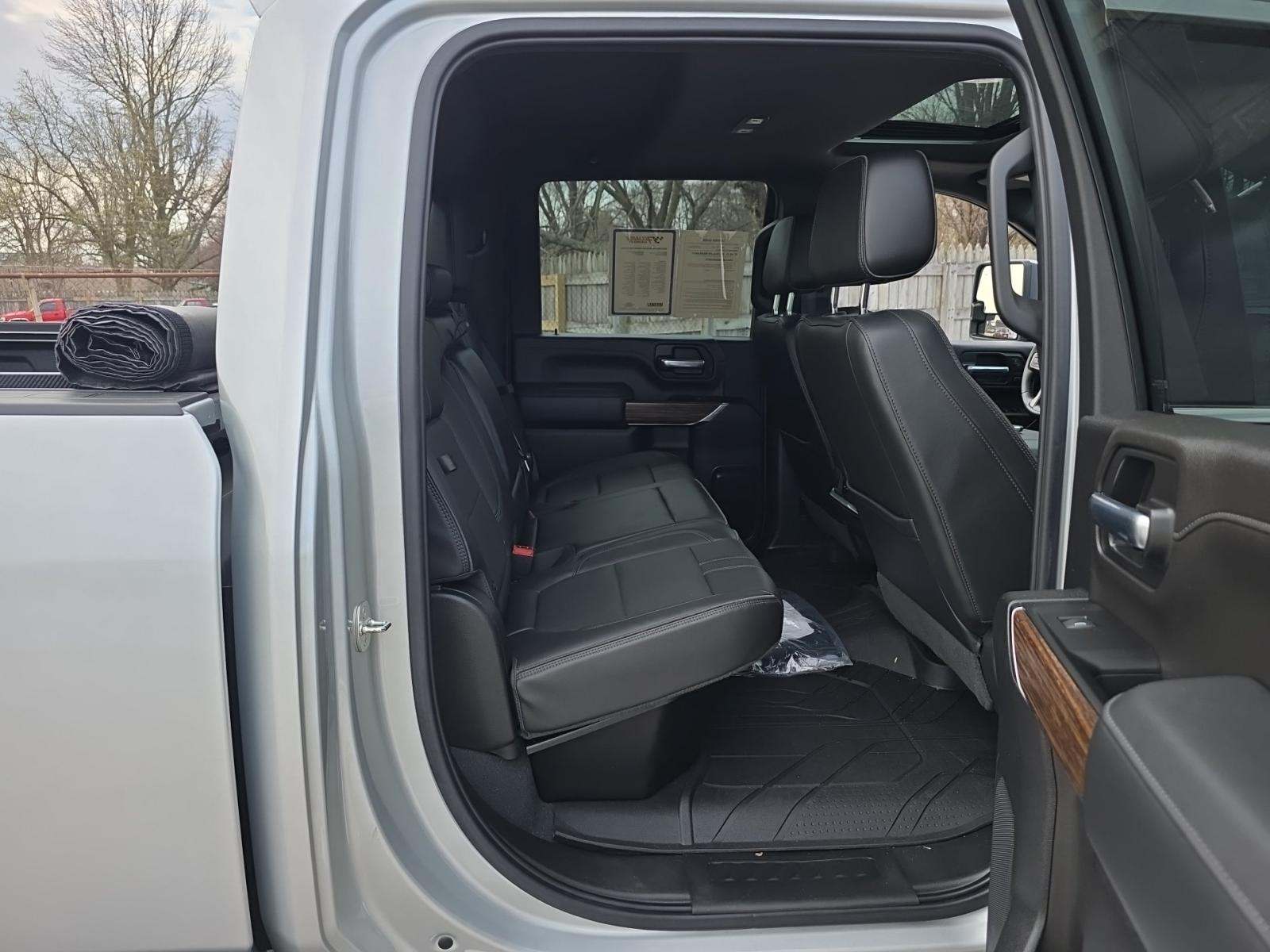 2023 Chevrolet Silverado 3500HD High Country AWD
