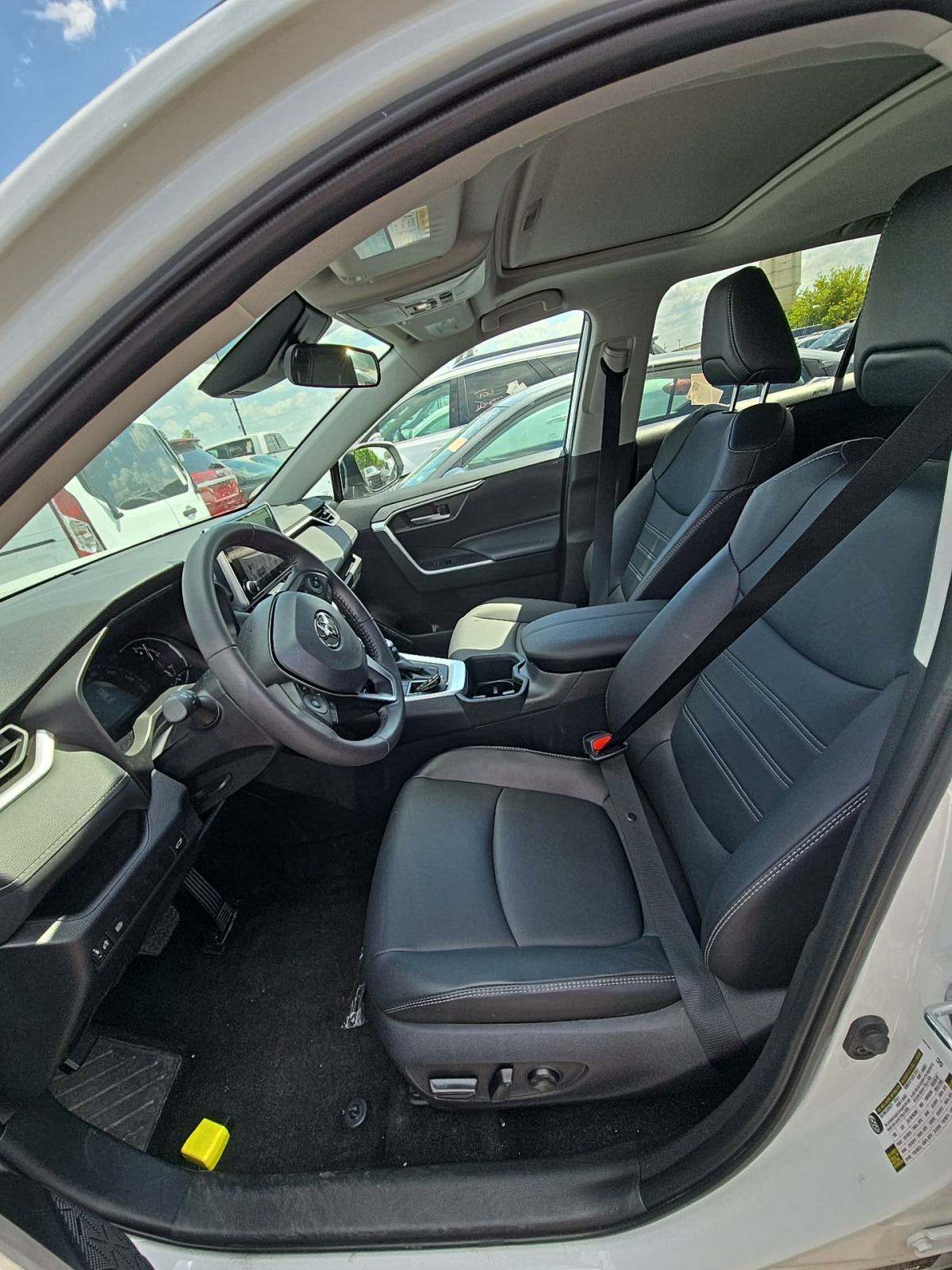 2025 Toyota RAV4 XLE Premium AWD