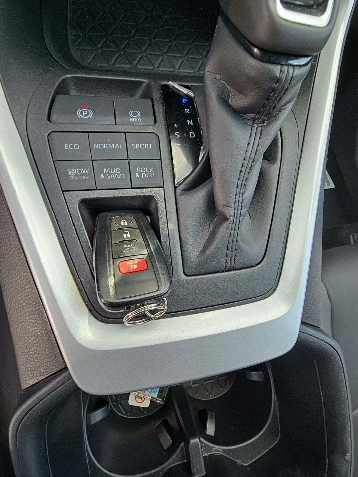 2025 Toyota RAV4 XLE Premium AWD