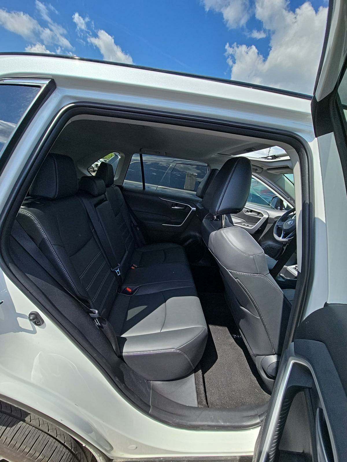 2025 Toyota RAV4 XLE Premium AWD