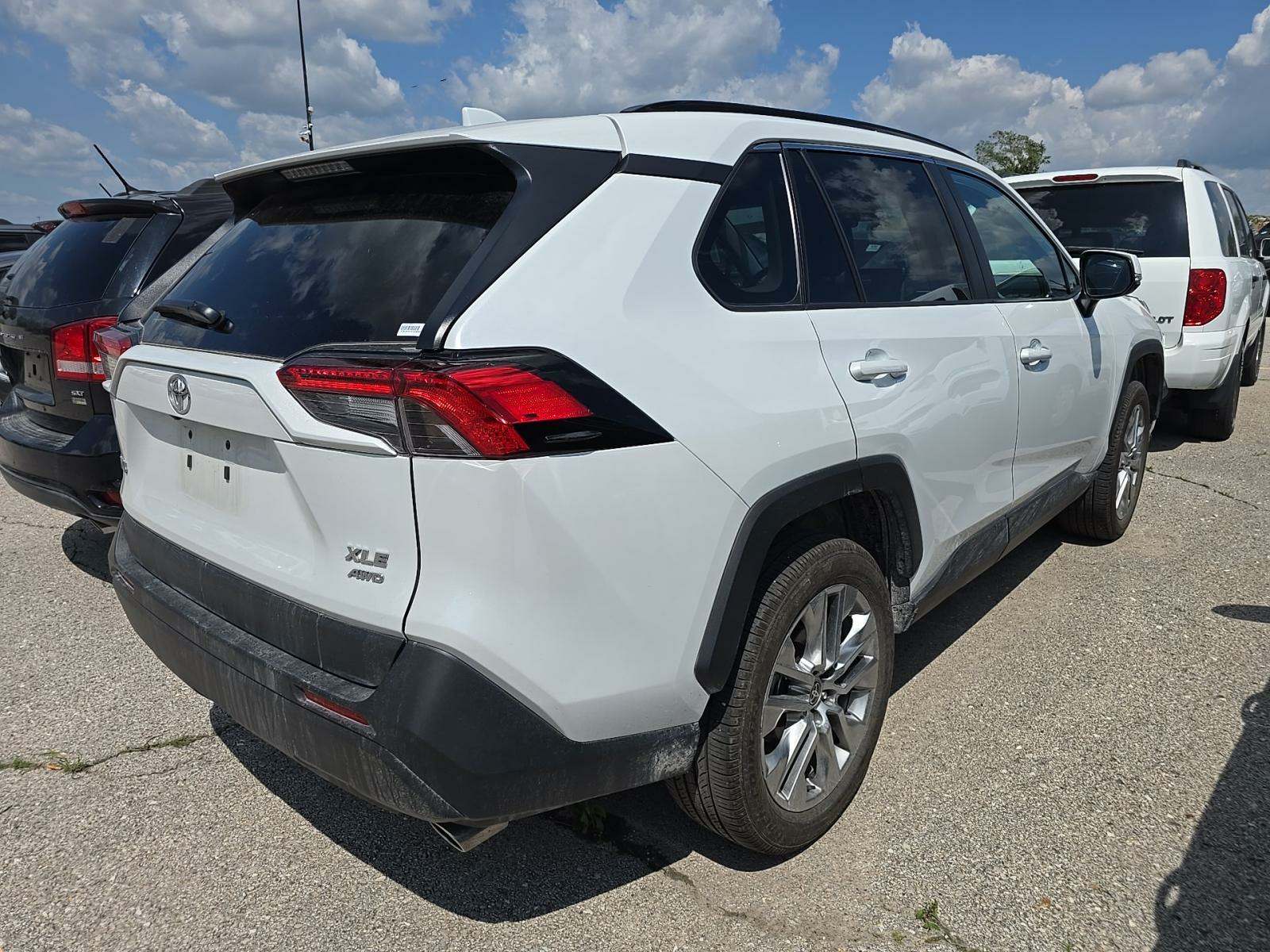 2025 Toyota RAV4 XLE Premium AWD
