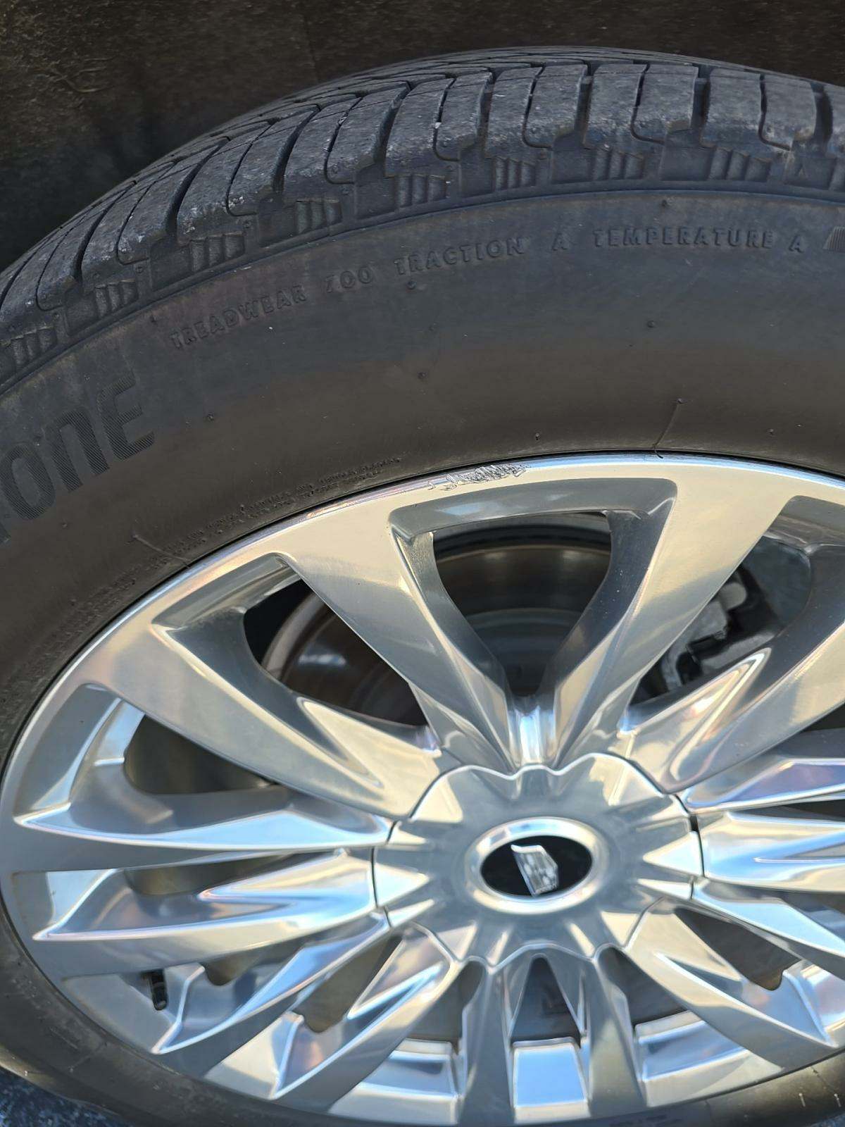 2021 Cadillac Escalade Premium Luxury AWD