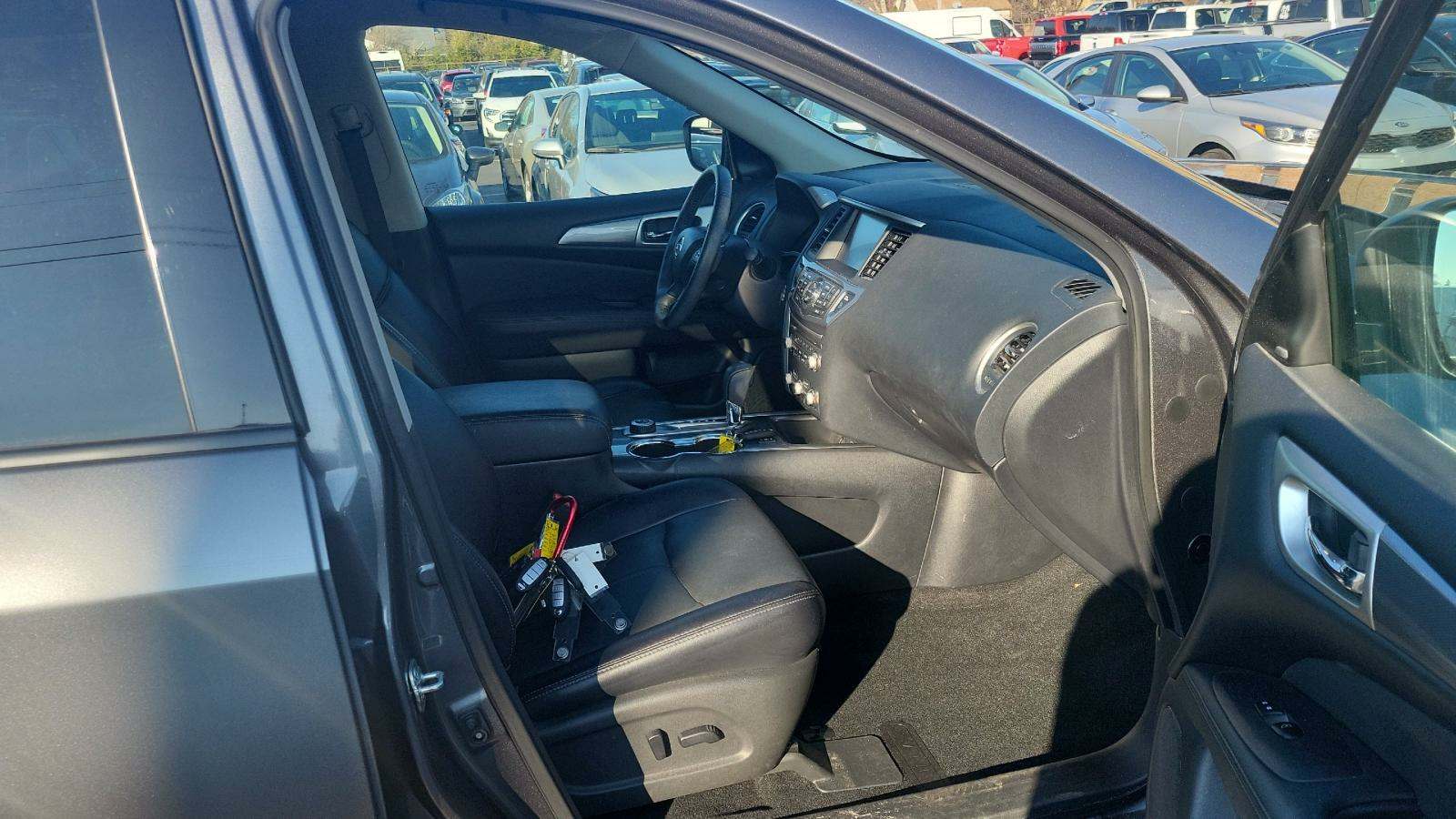 2020 Nissan Pathfinder SL AWD