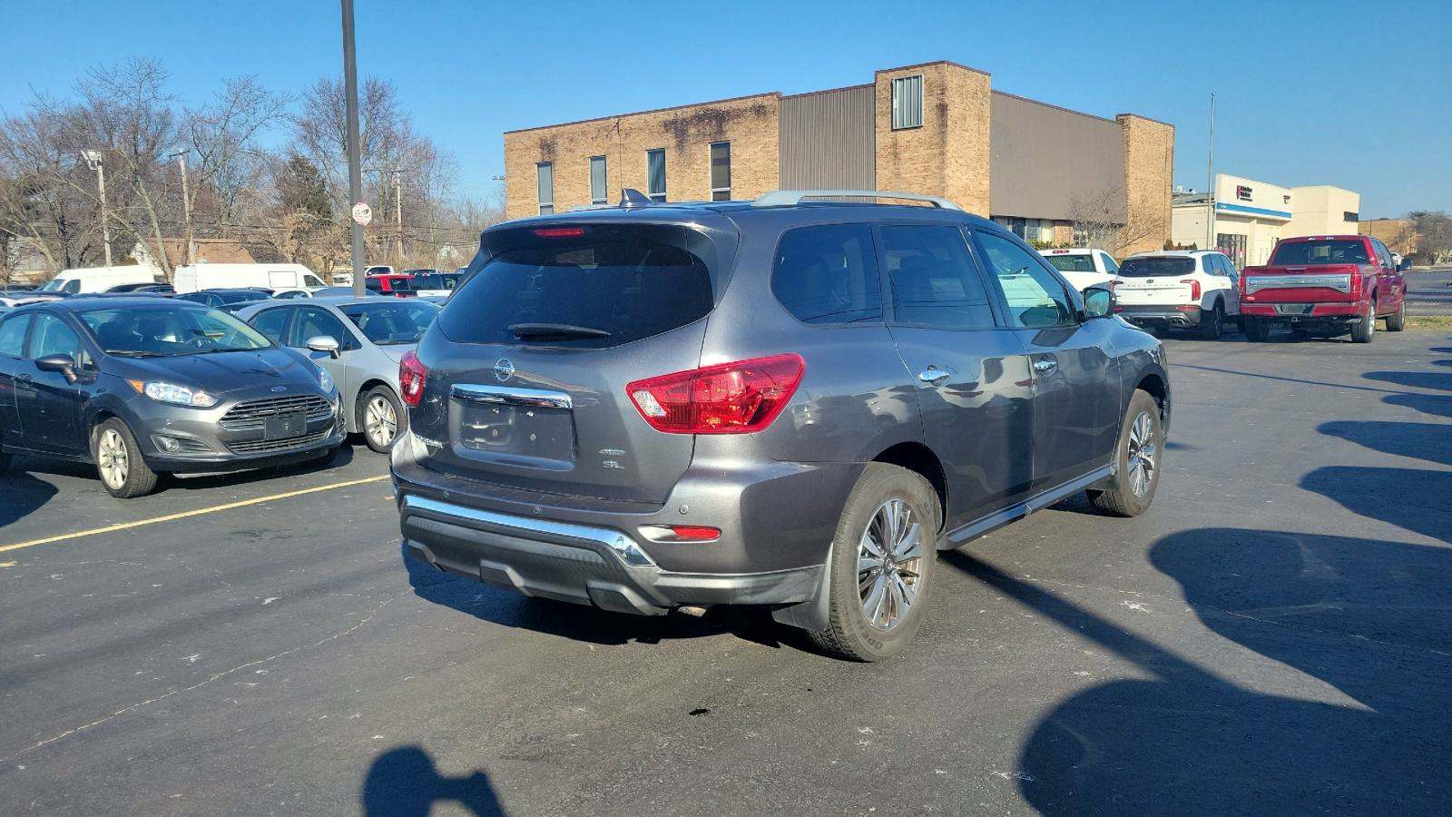 2020 Nissan Pathfinder SL AWD