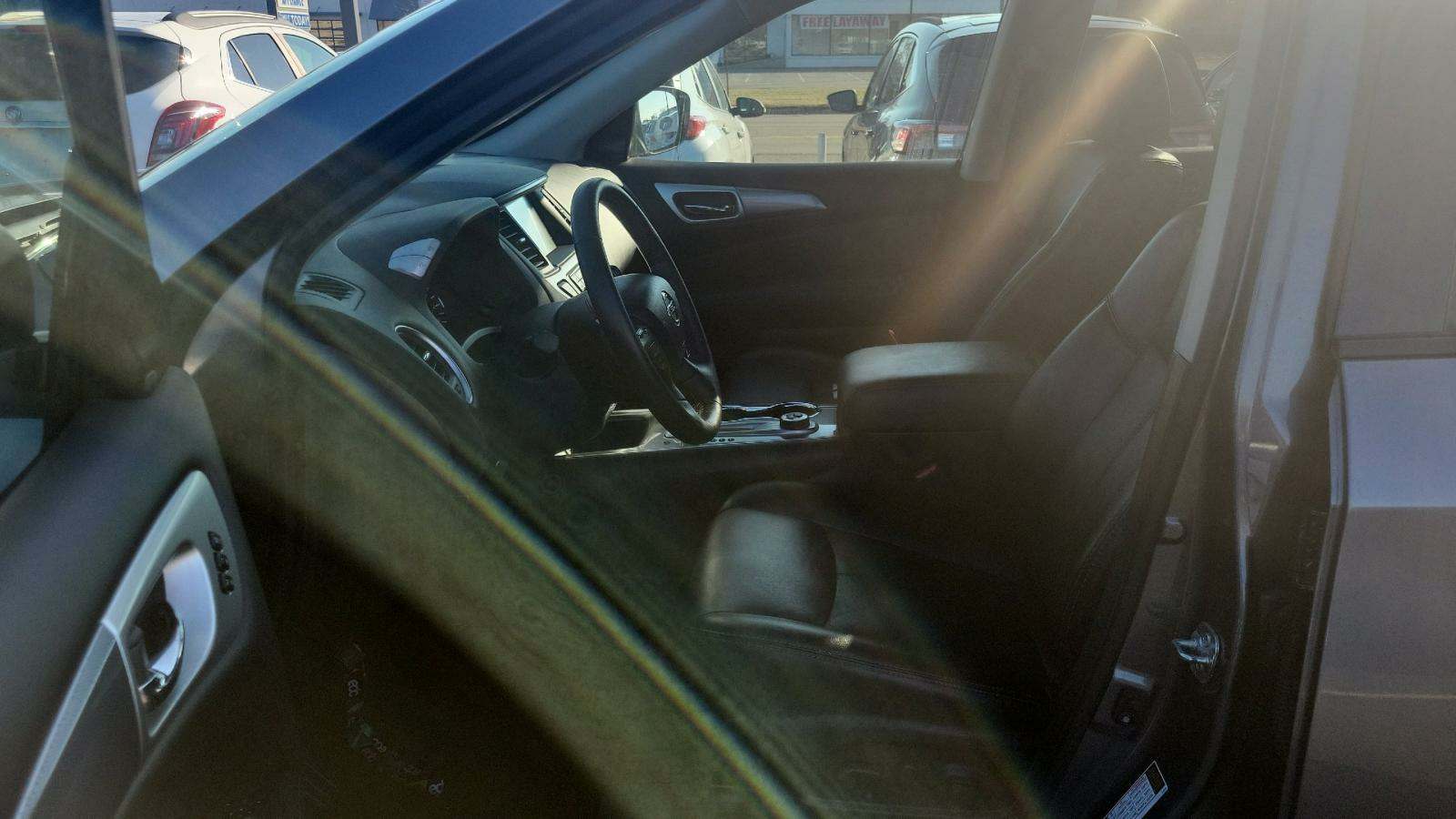 2020 Nissan Pathfinder SL AWD