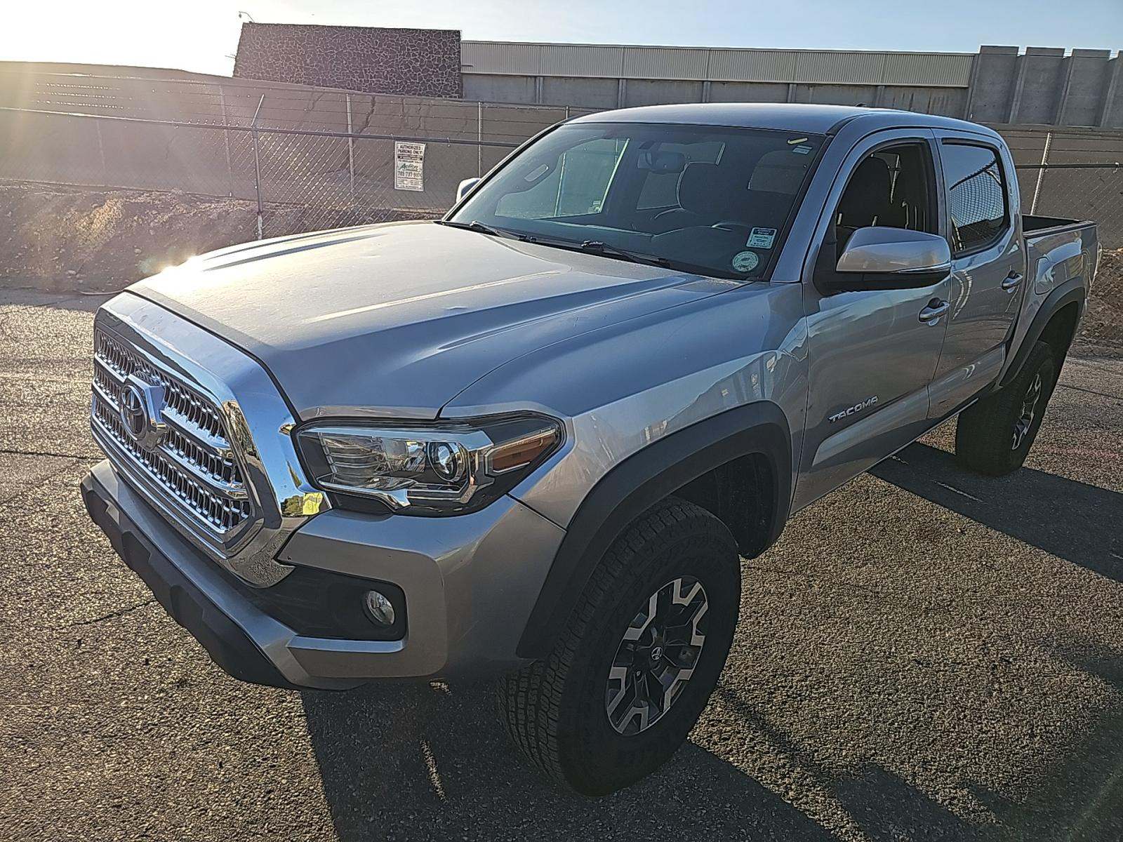 2017 Toyota Tacoma TRD Off-Road AWD