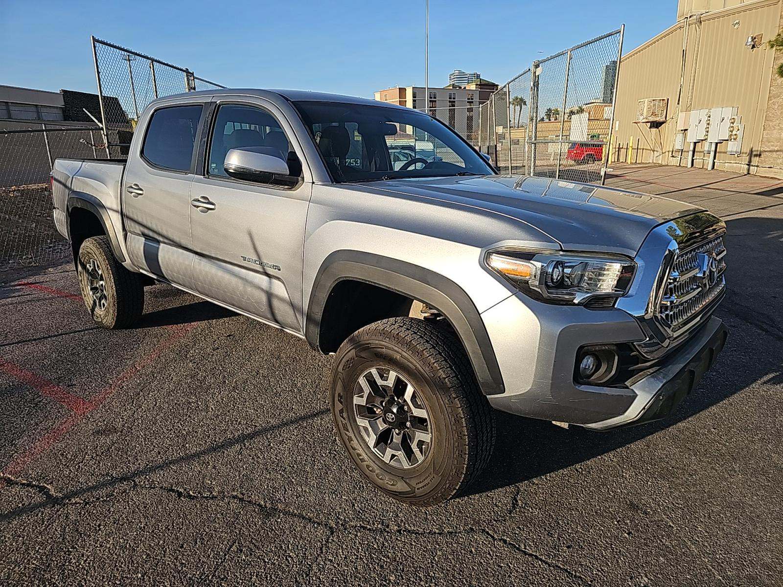 2017 Toyota Tacoma TRD Off-Road AWD