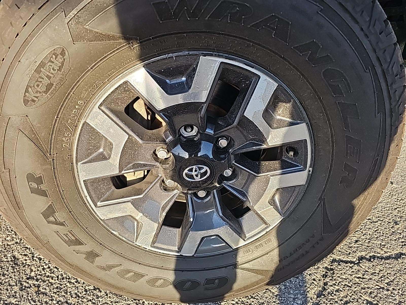 2017 Toyota Tacoma TRD Off-Road AWD