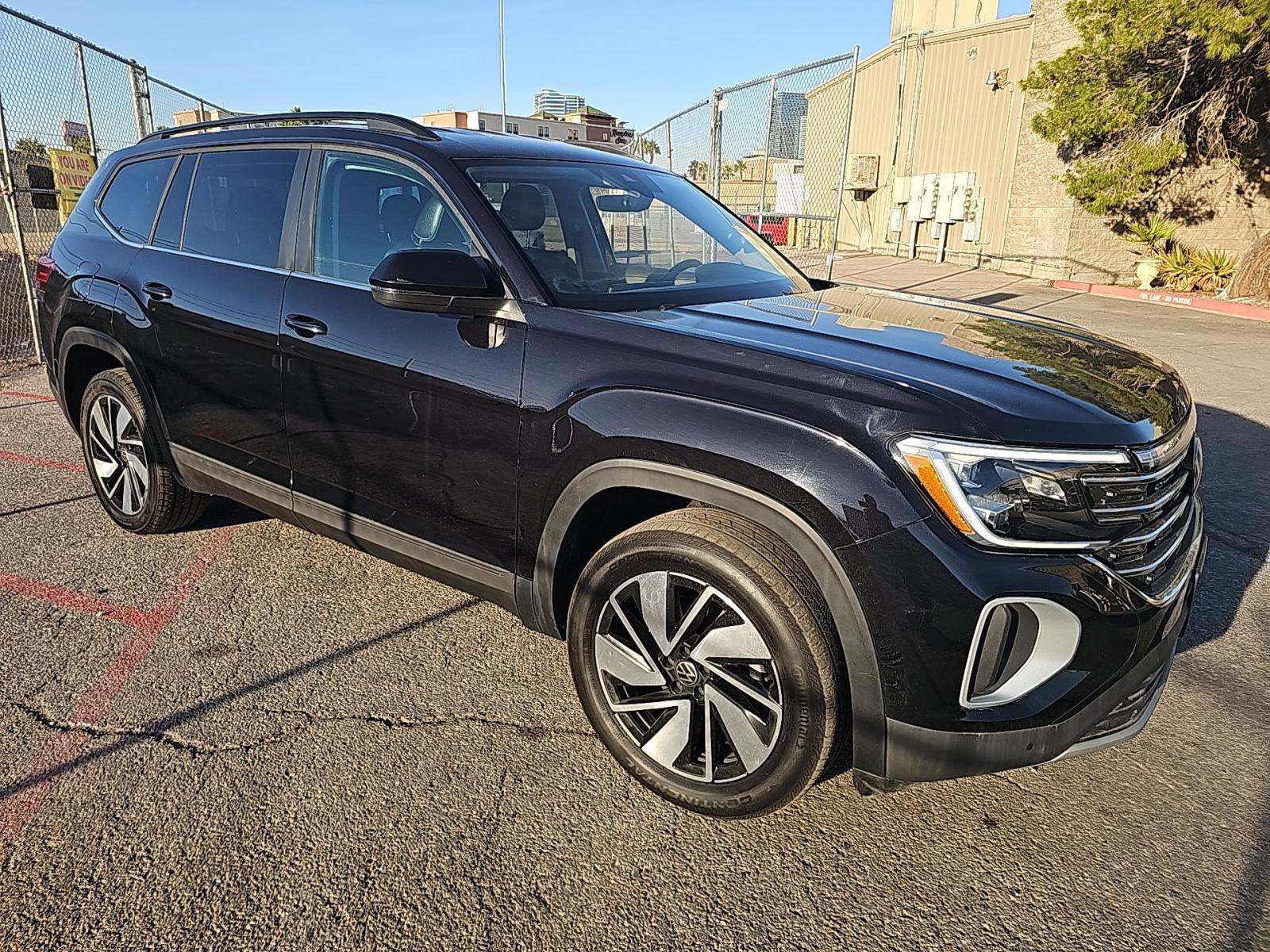 2025 Volkswagen Atlas 2.0T SE FWD