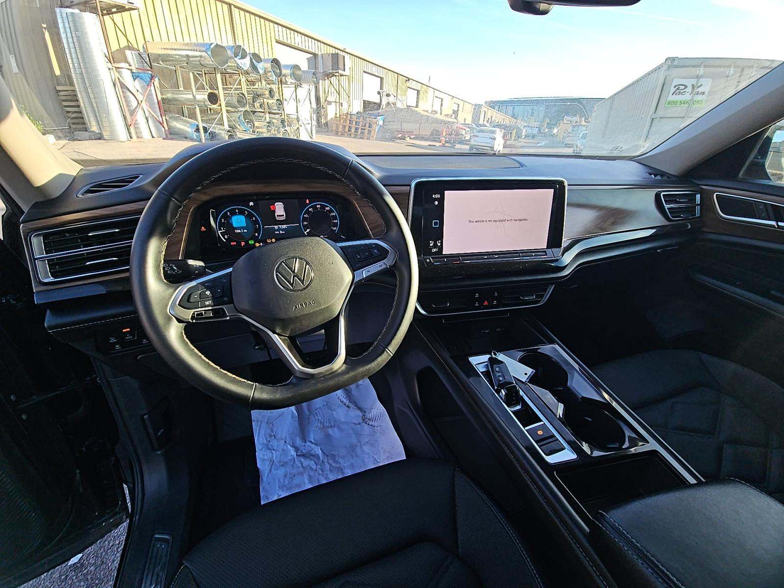 2025 Volkswagen Atlas 2.0T SE FWD