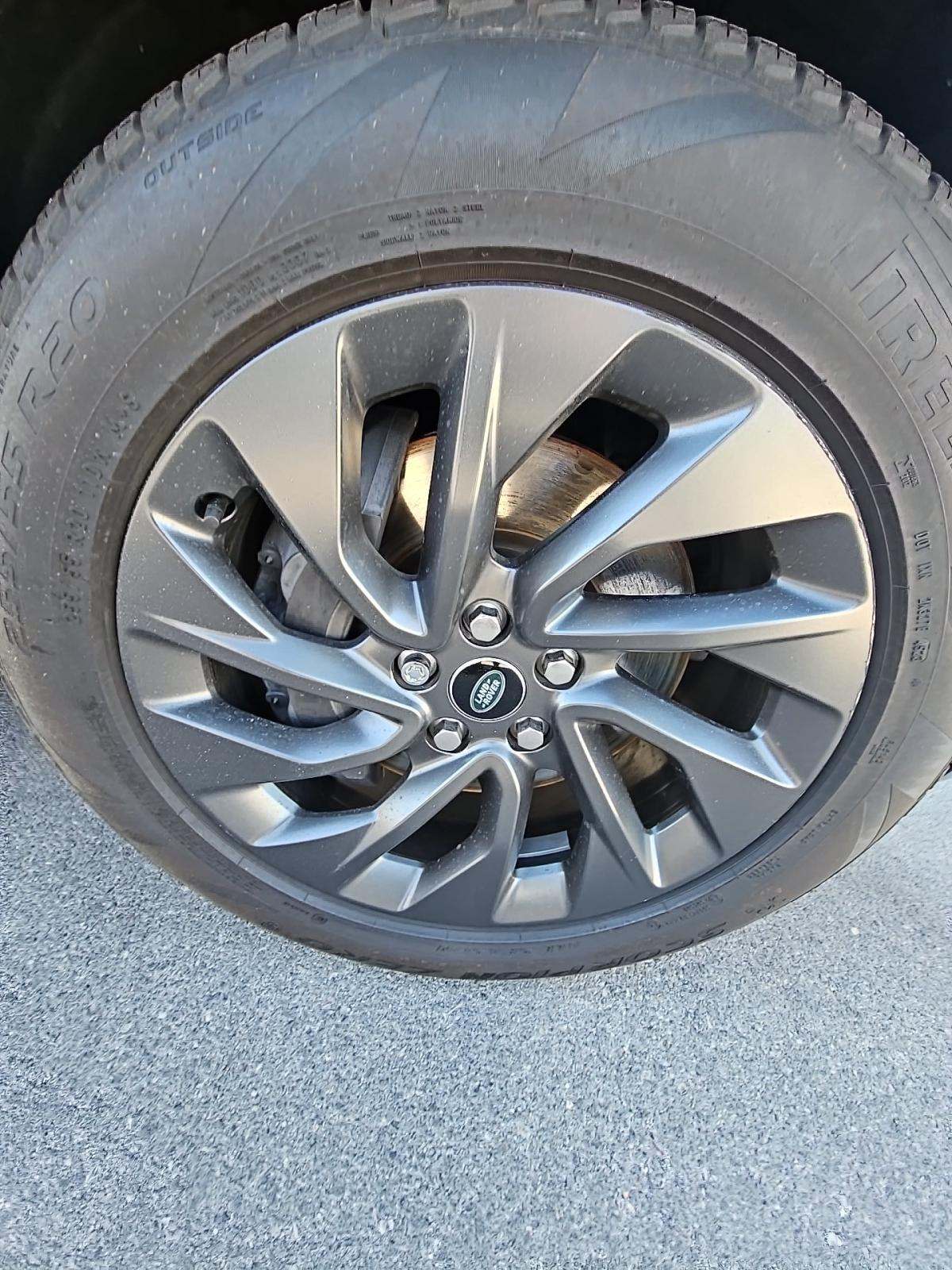 2024 Land Rover Discovery Dynamic SE AWD