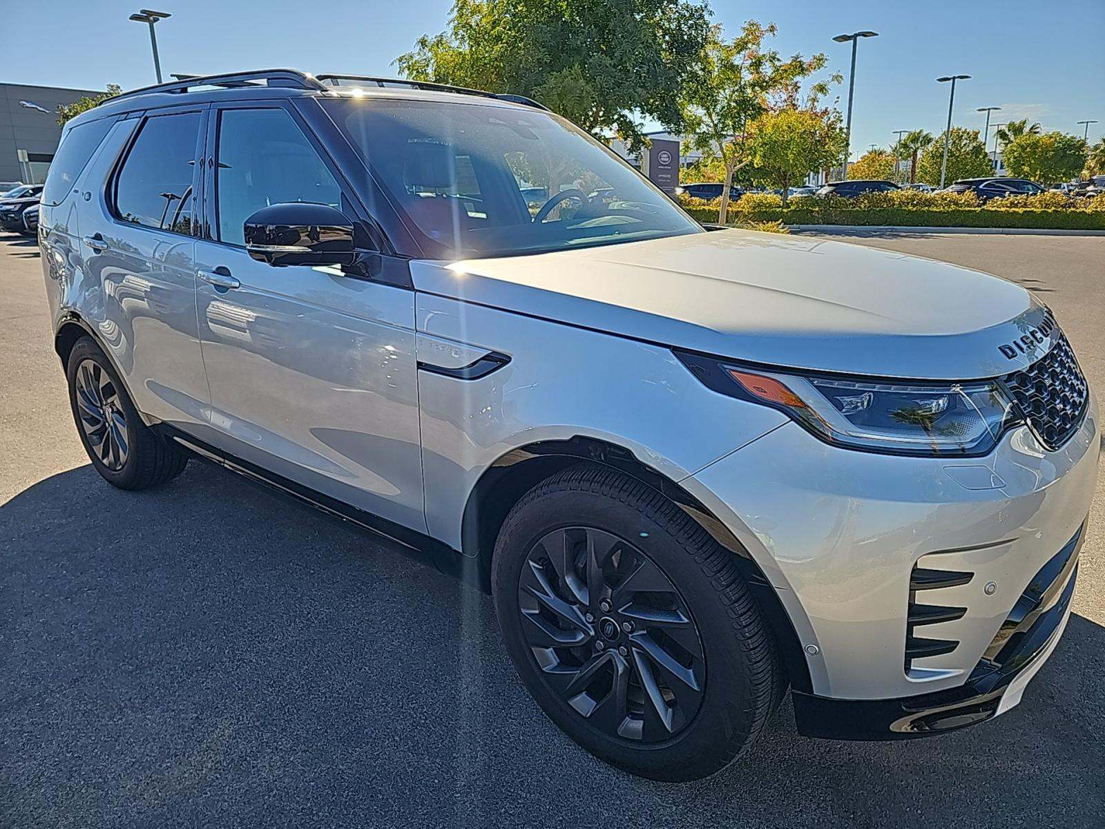 2024 Land Rover Discovery Dynamic SE AWD