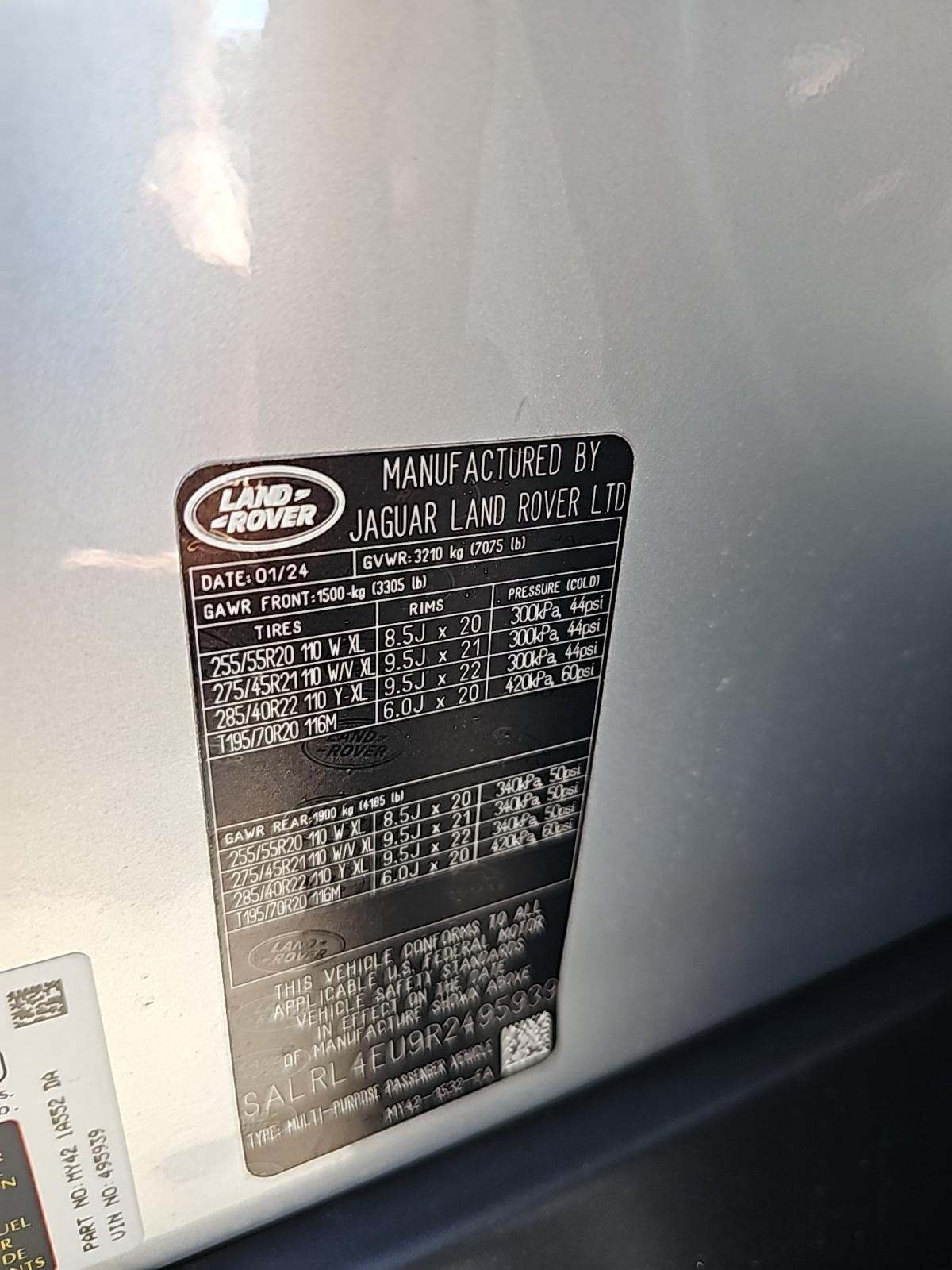 2024 Land Rover Discovery Dynamic SE AWD