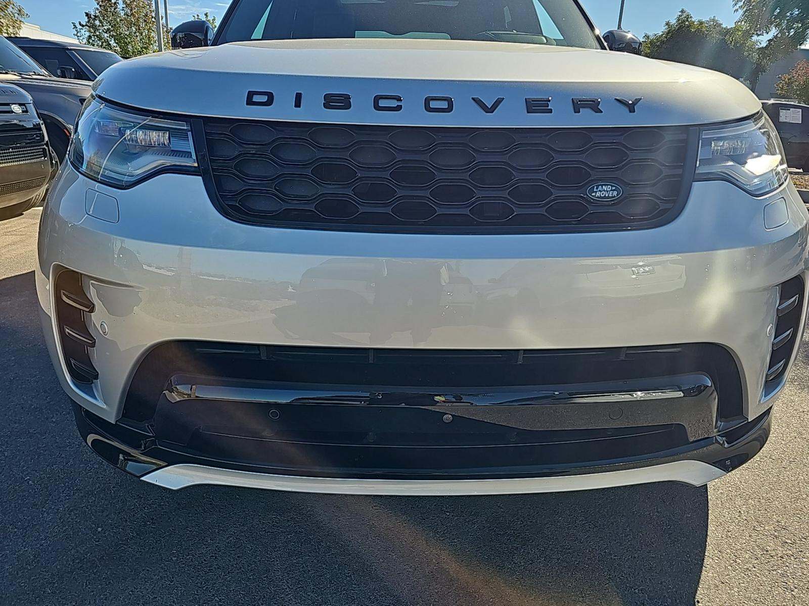 2024 Land Rover Discovery Dynamic SE AWD