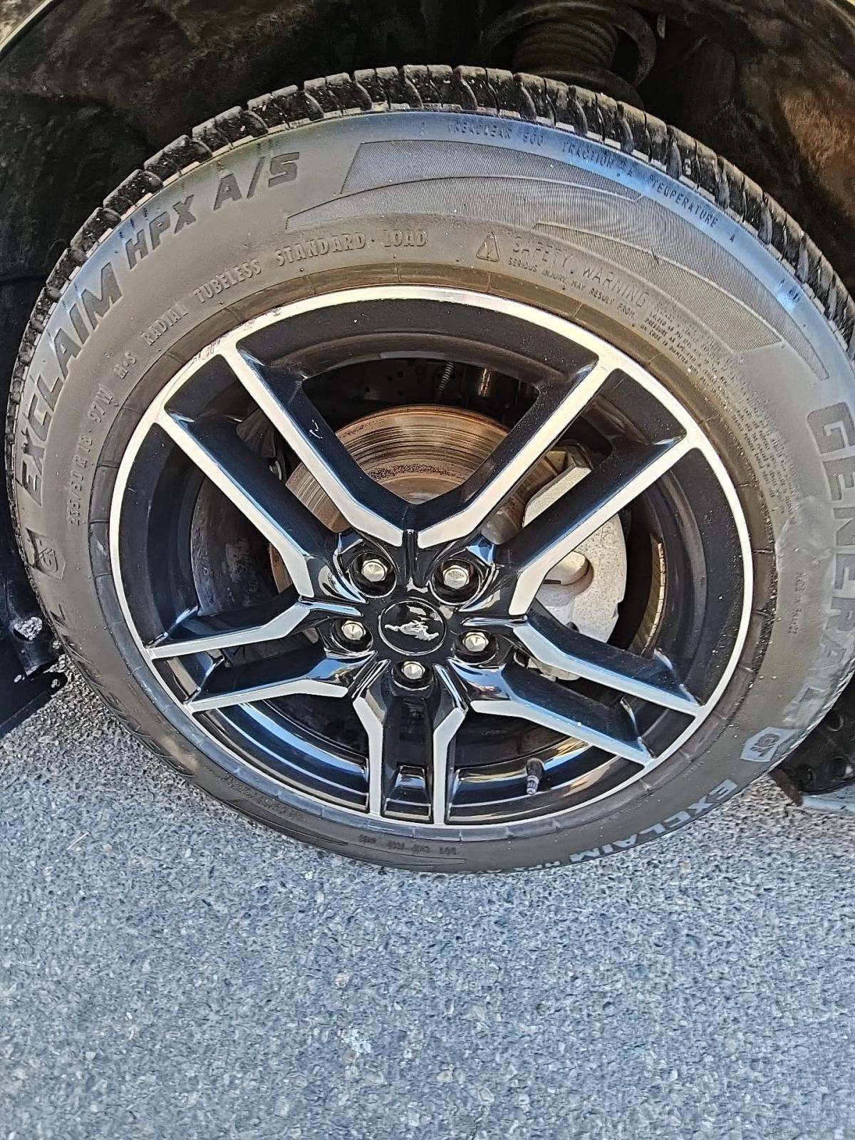 2022 Ford Mustang EcoBoost Premium RWD